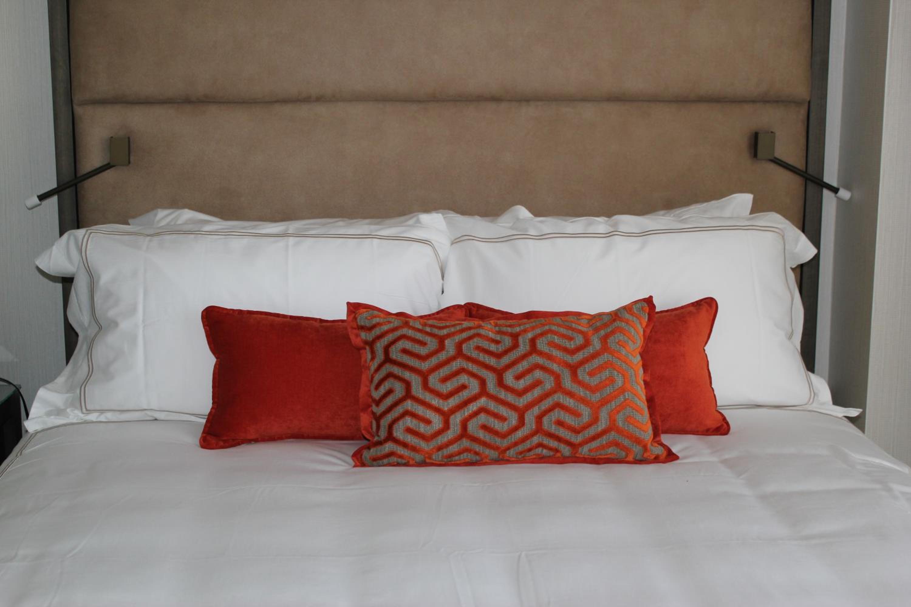 King Junior Suite