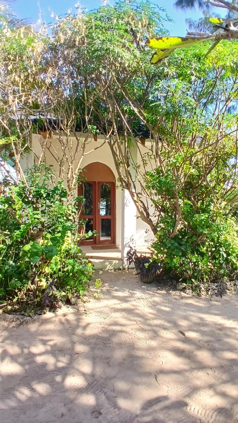 Bungalow with Sea View
