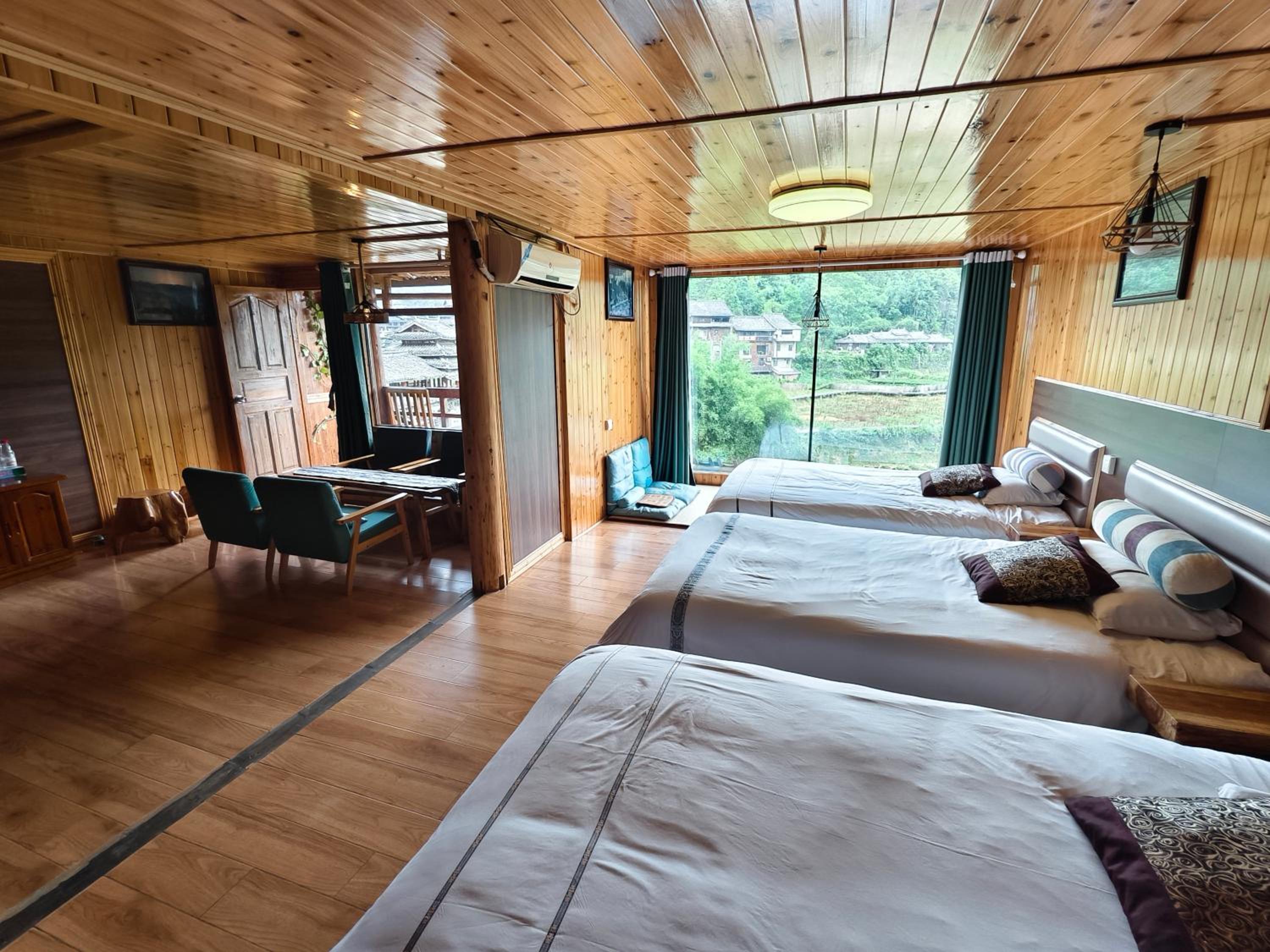 Deluxe Triple Room photo 1