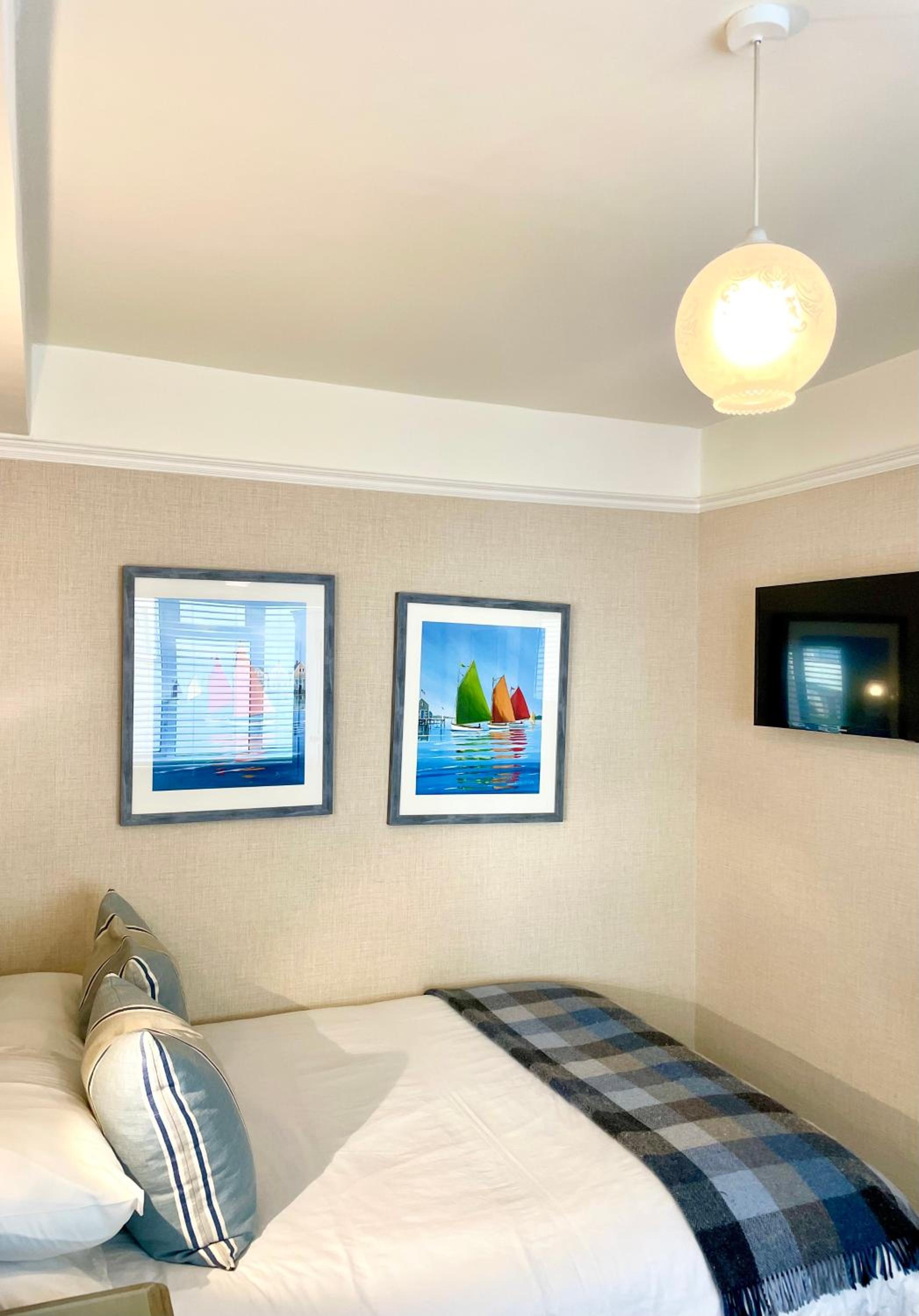 Small Classic Double Room - Non-Smoking