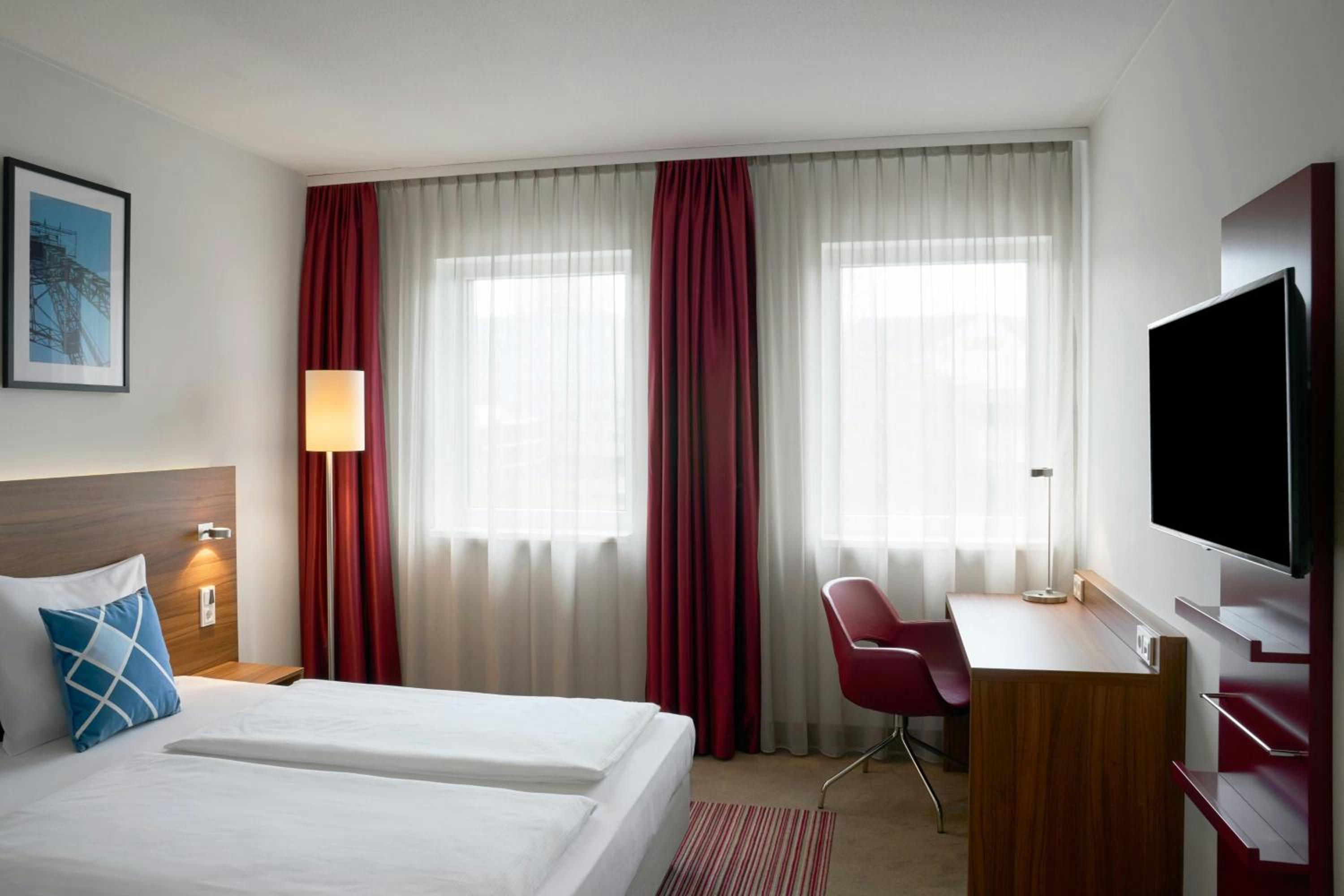 Family Standard King Room with Two King Beds and Street View