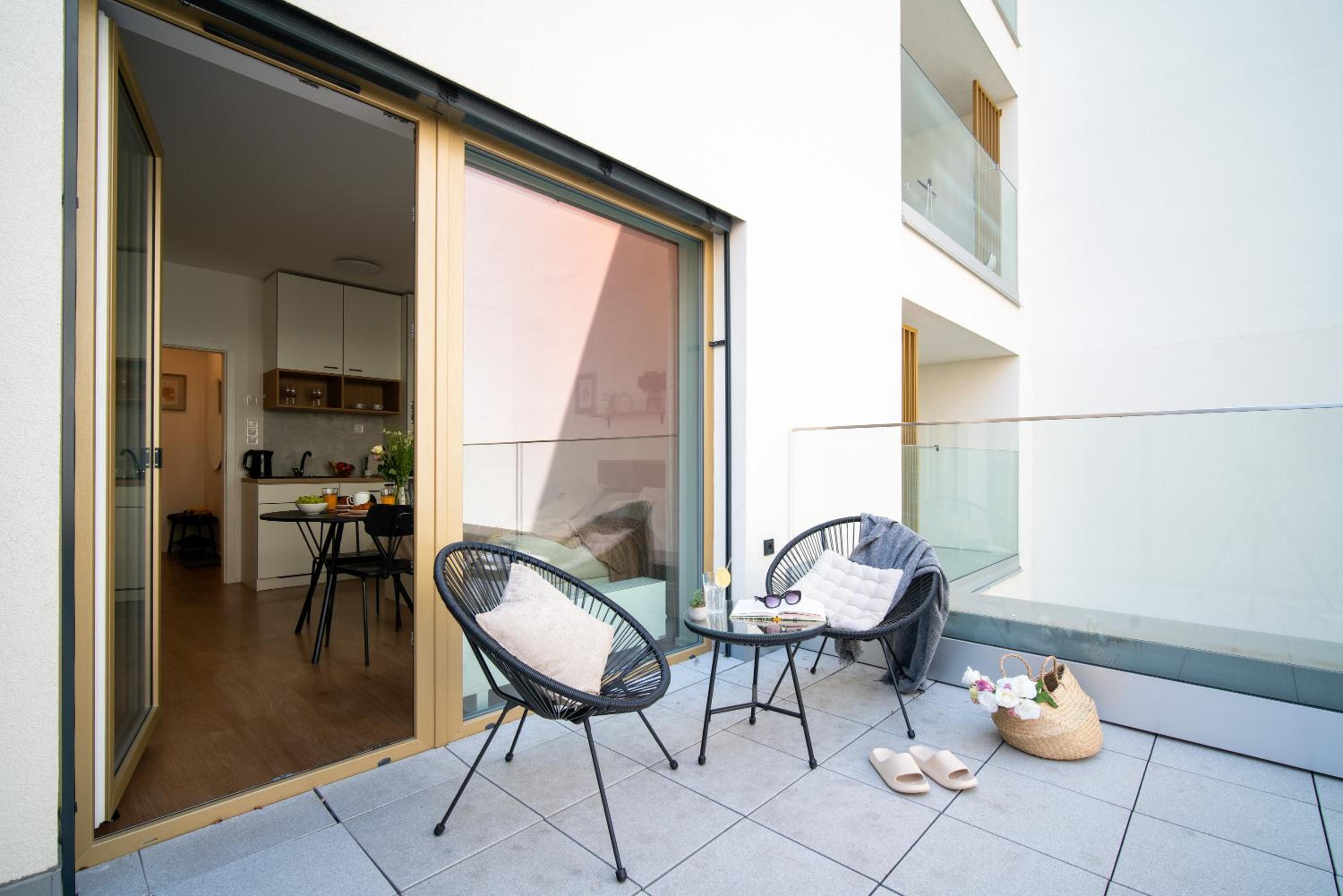 Studio with Terrace