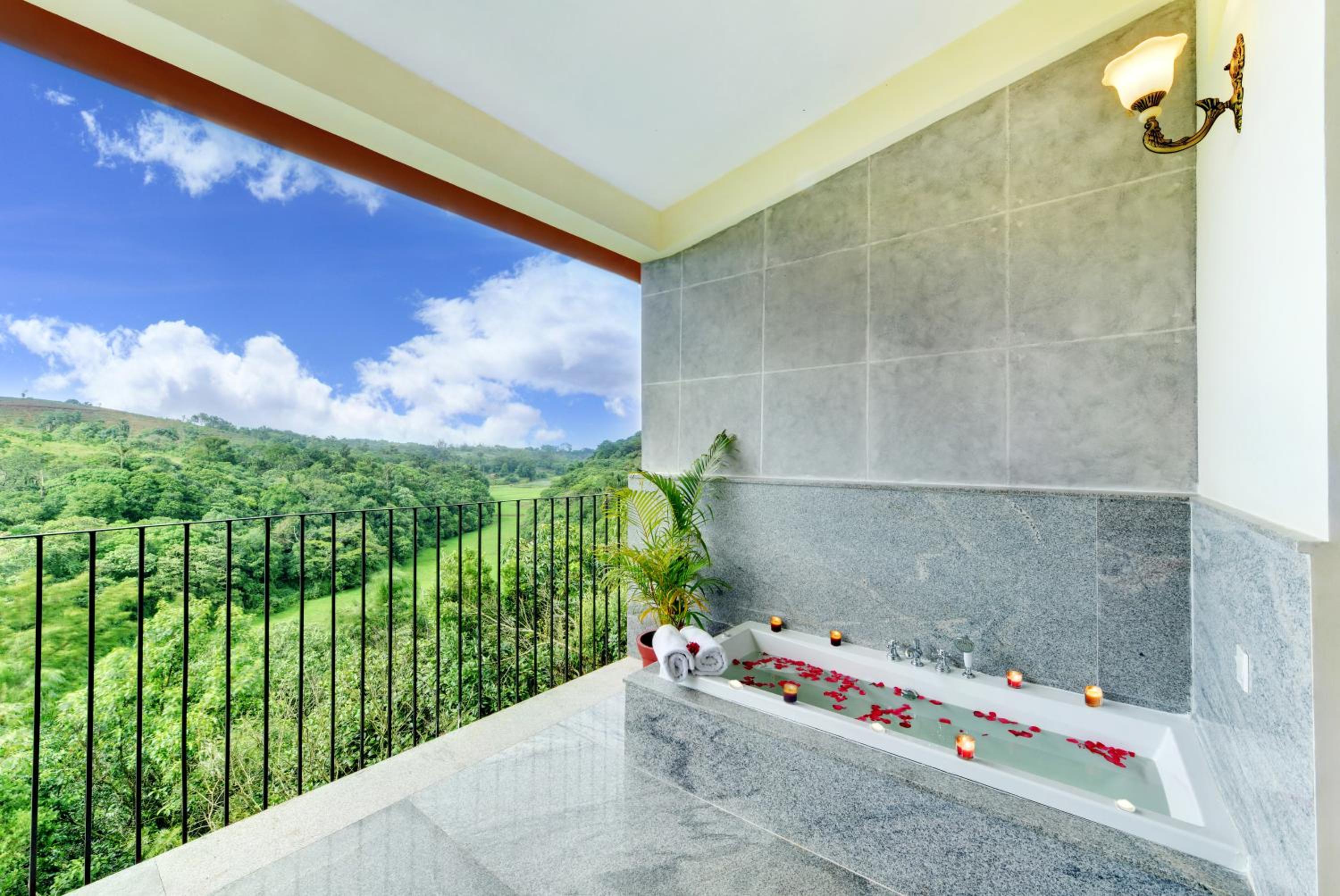 Cliff View Room - Photo 3