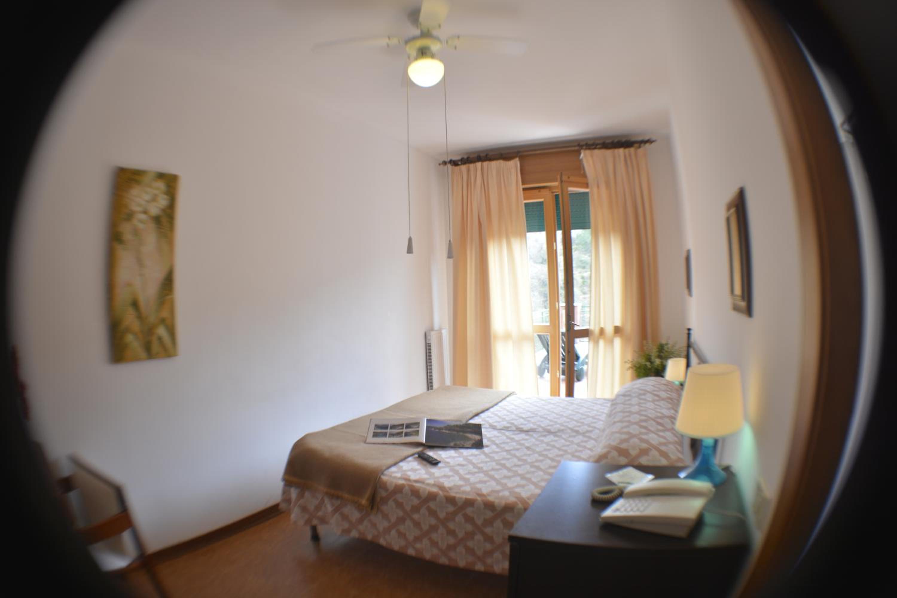 Small Double Room photo 3