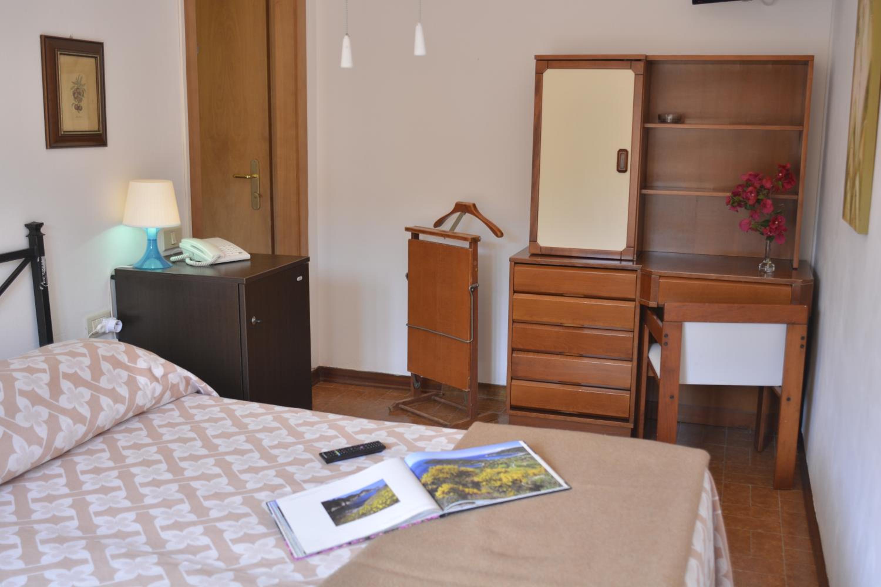 Small Double Room photo 1