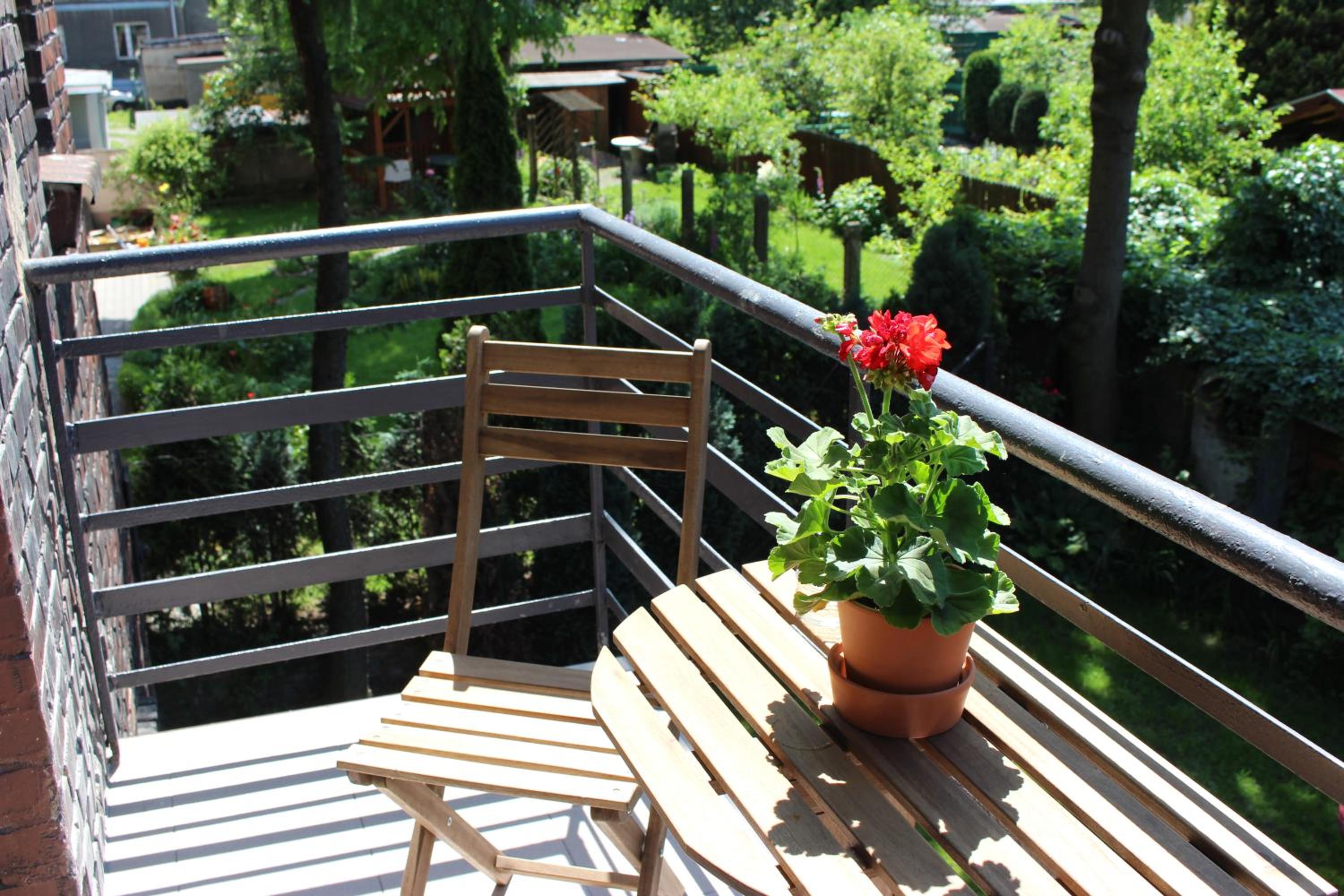 Studio Apartment - Photo 3