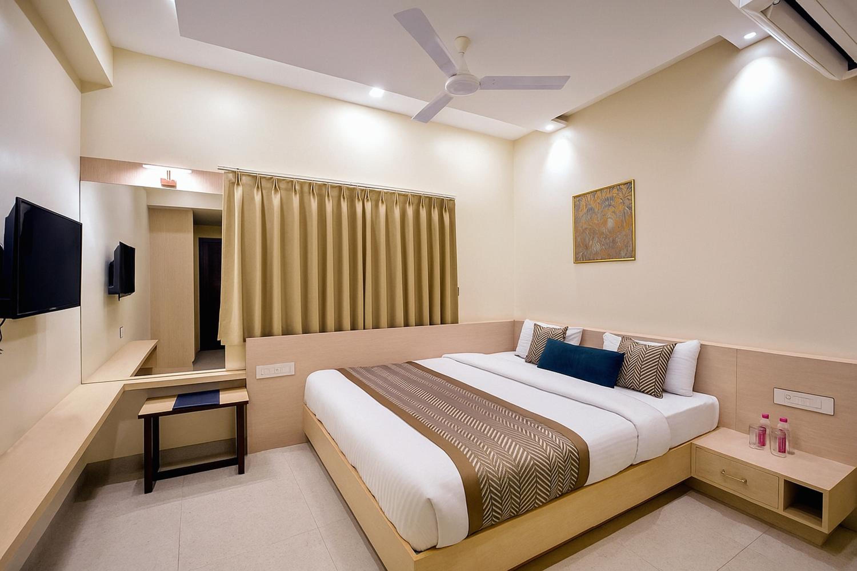 Standard Double Room - Photo 4