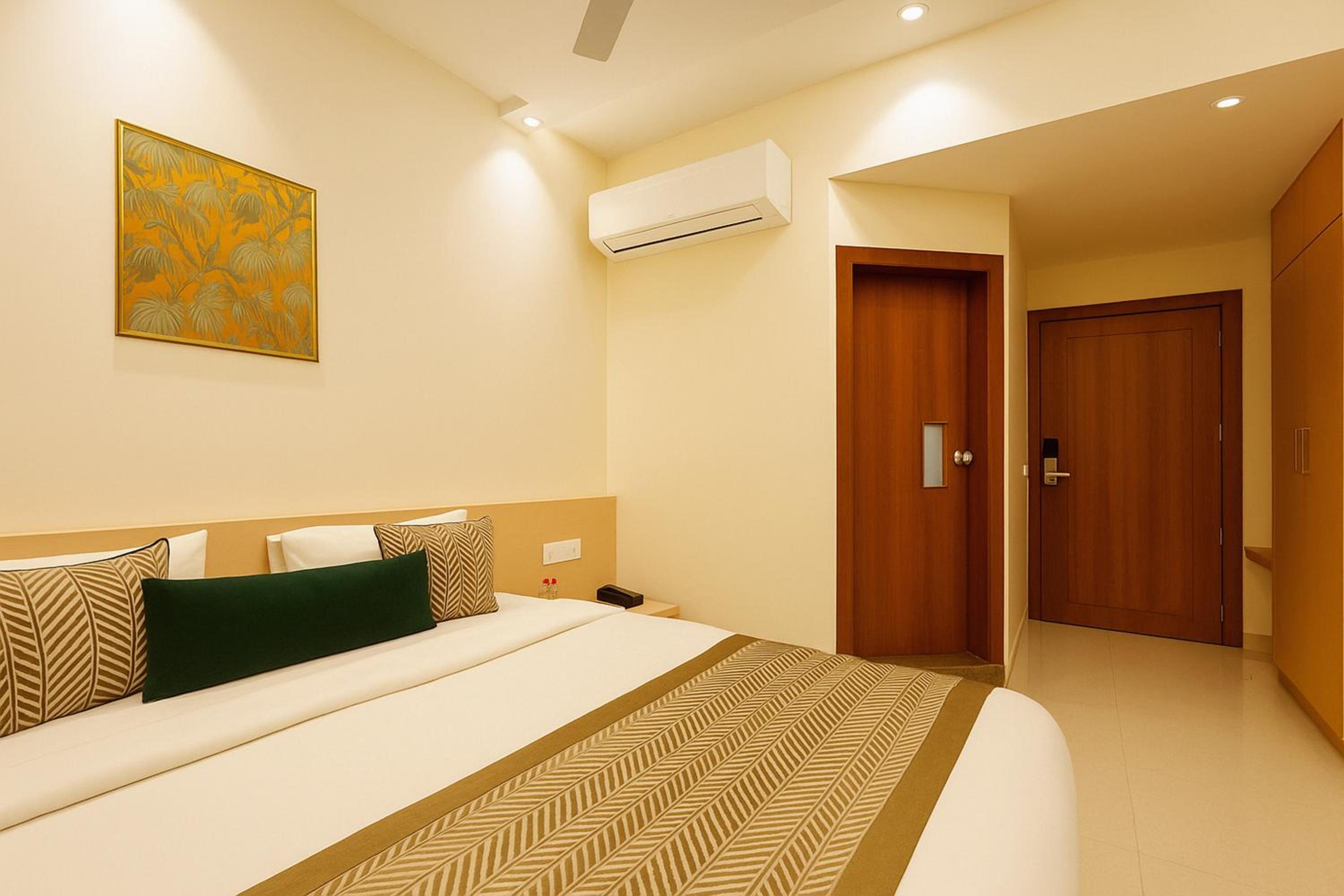 Standard Double Room - Photo 3