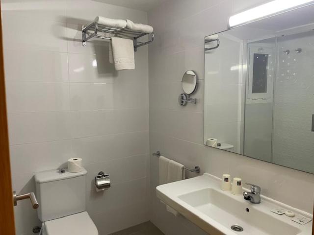 Single Room with Balcony photo 2