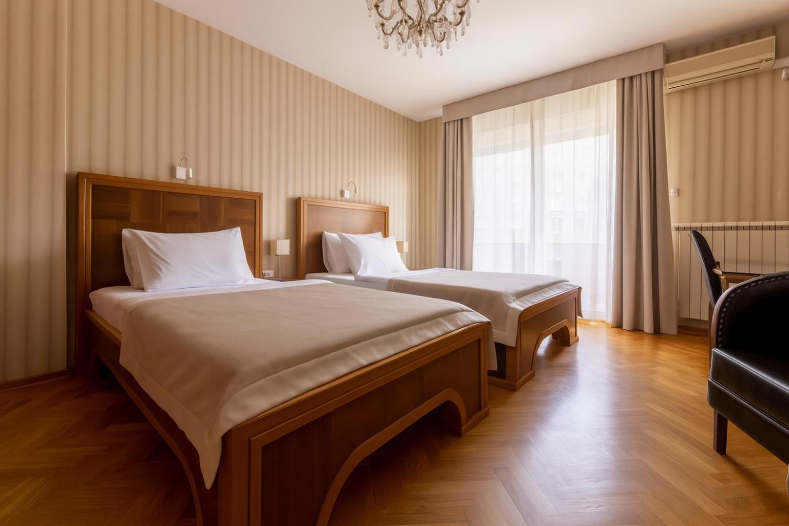 Twin Room - Photo 1