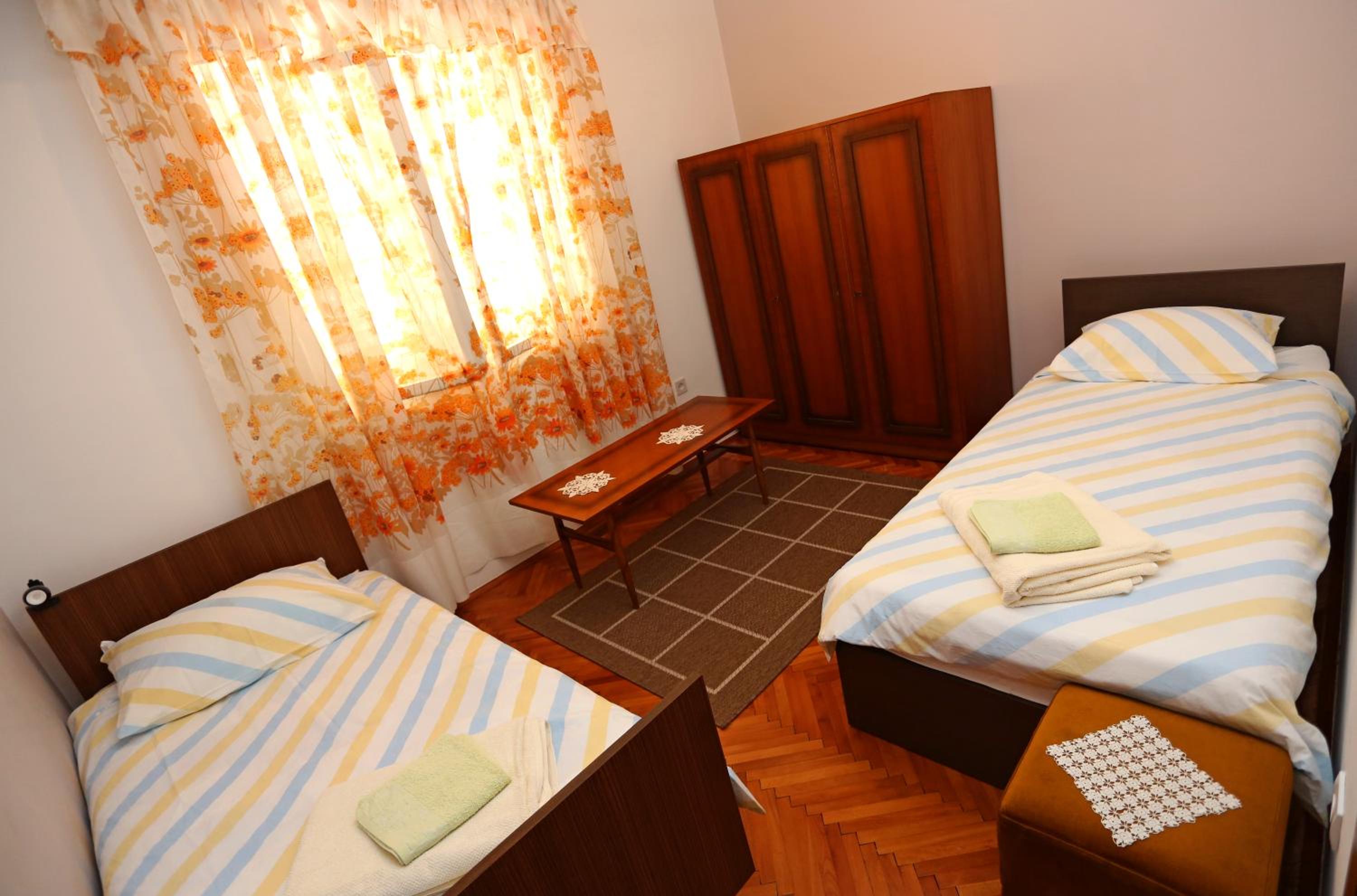 Three-Bedroom Apartment - Photo 33