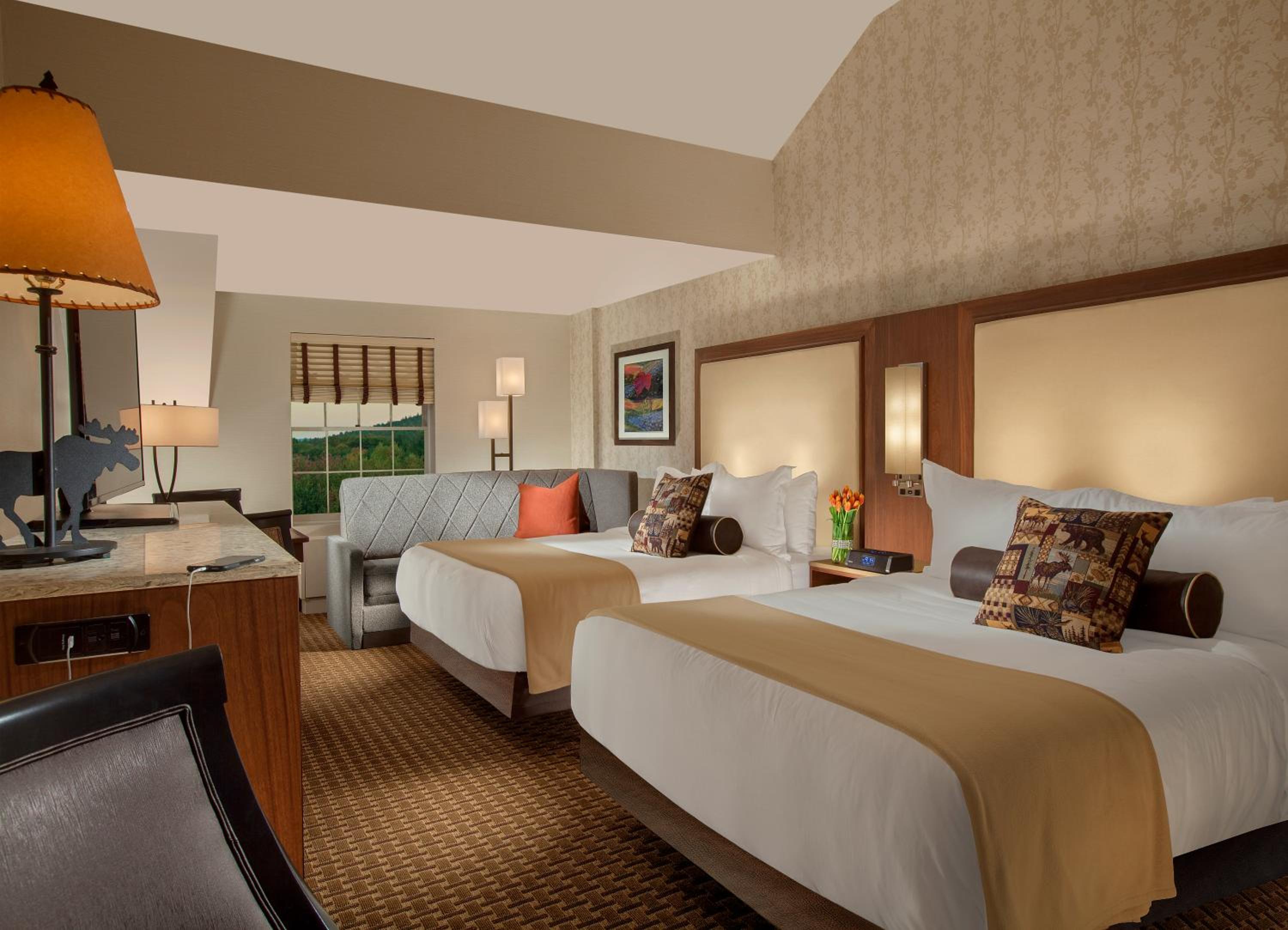 Queen Room with Two Queen Beds - Photo 1