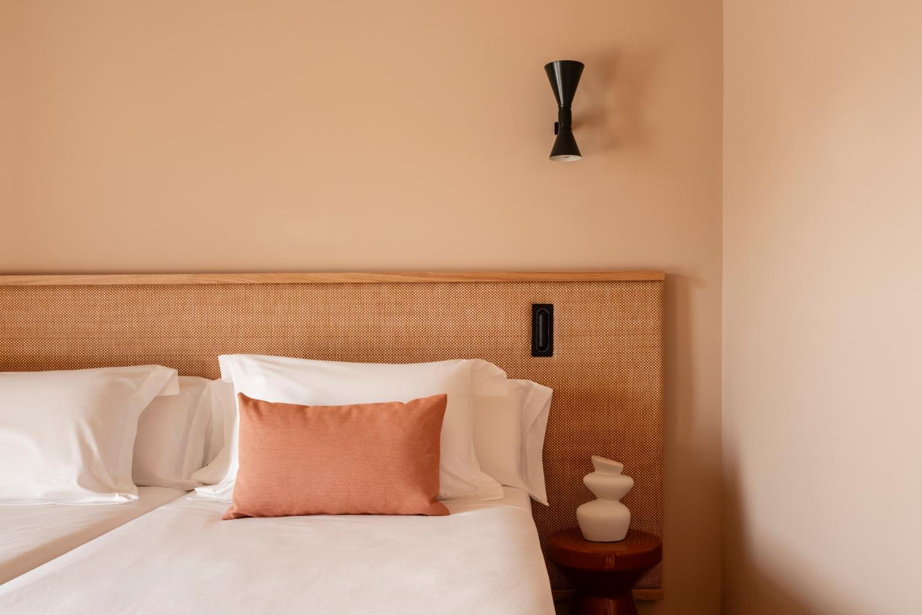 Standard Double Suite