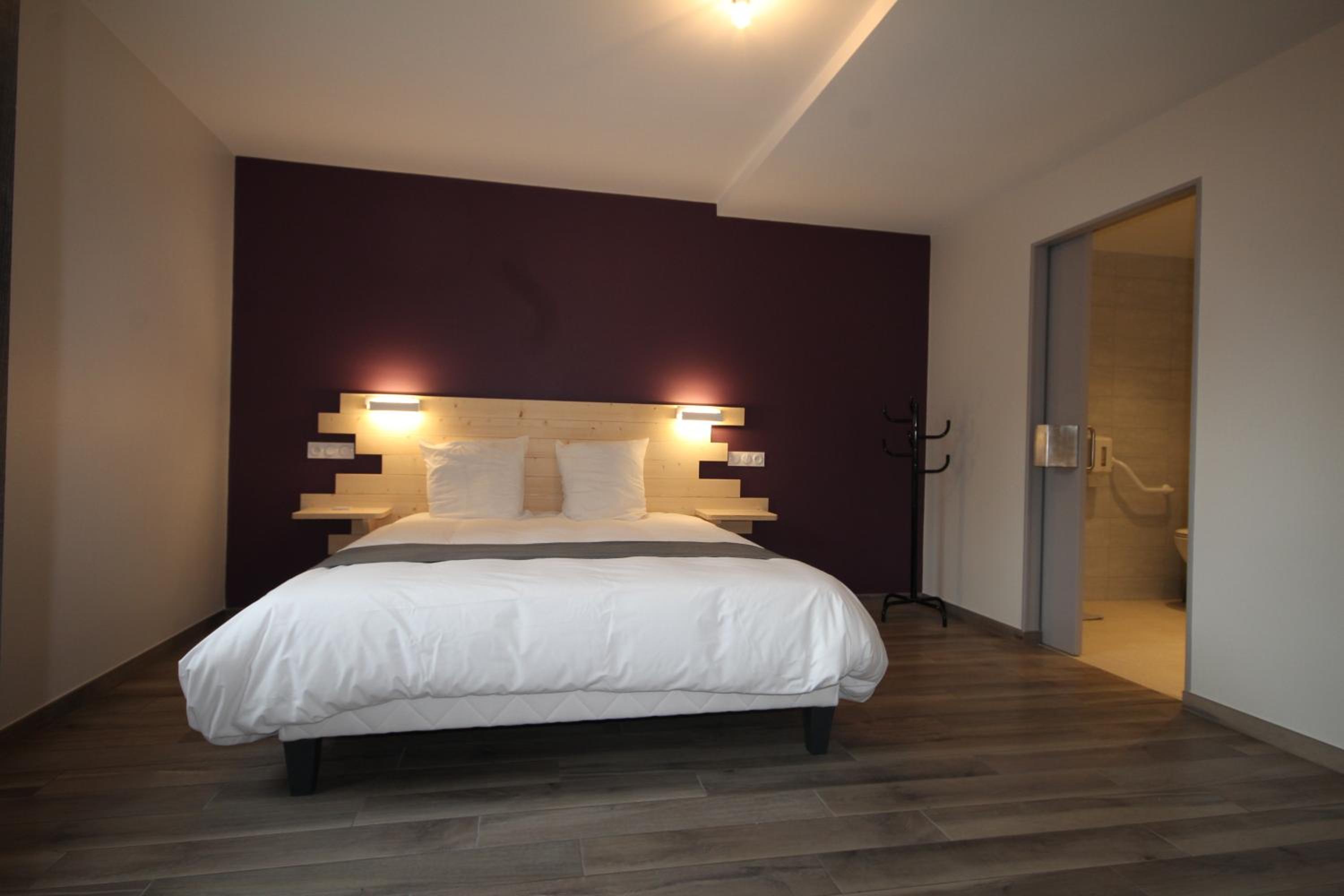 Double Room - Photo 2
