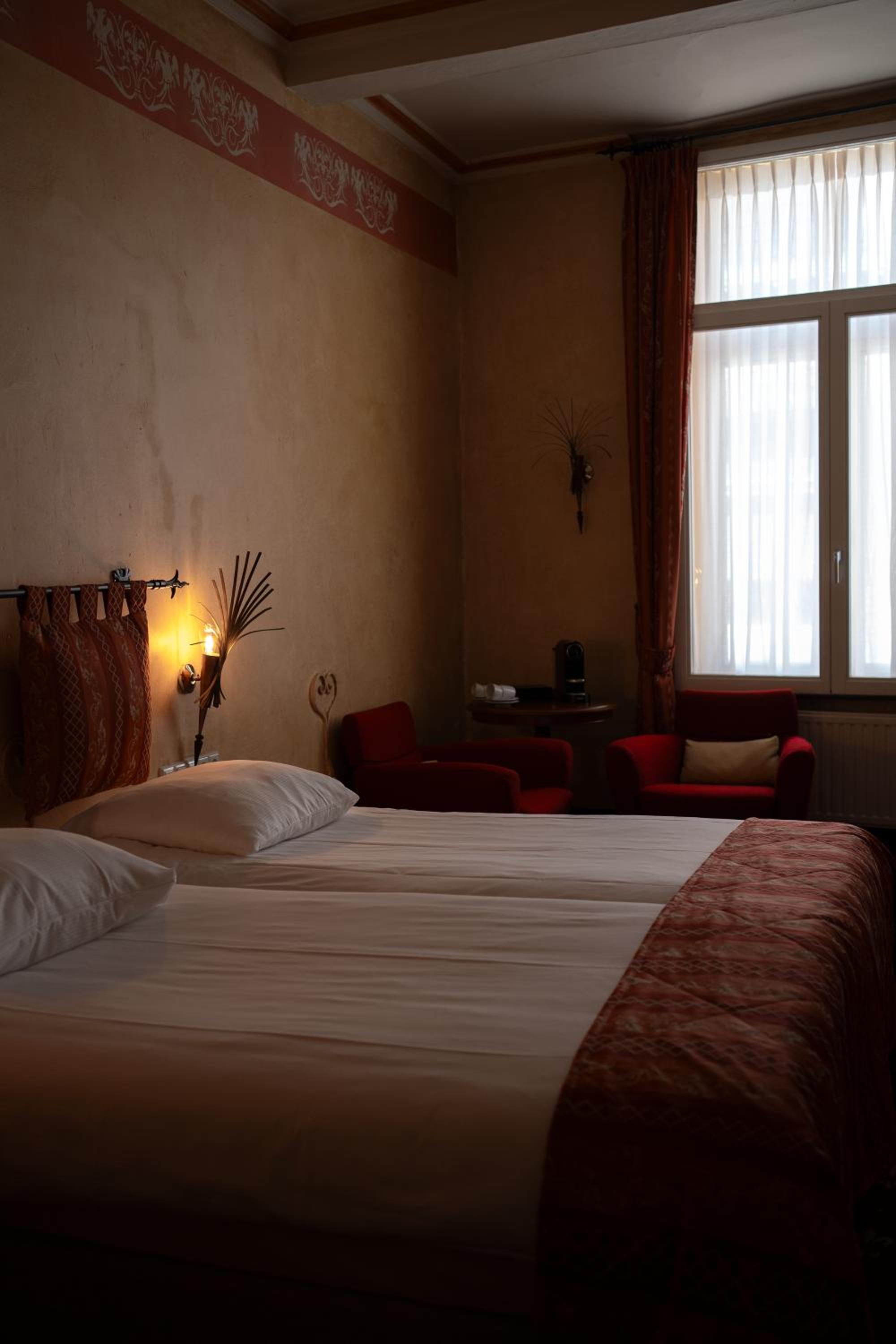 Deluxe Double Room photo 2