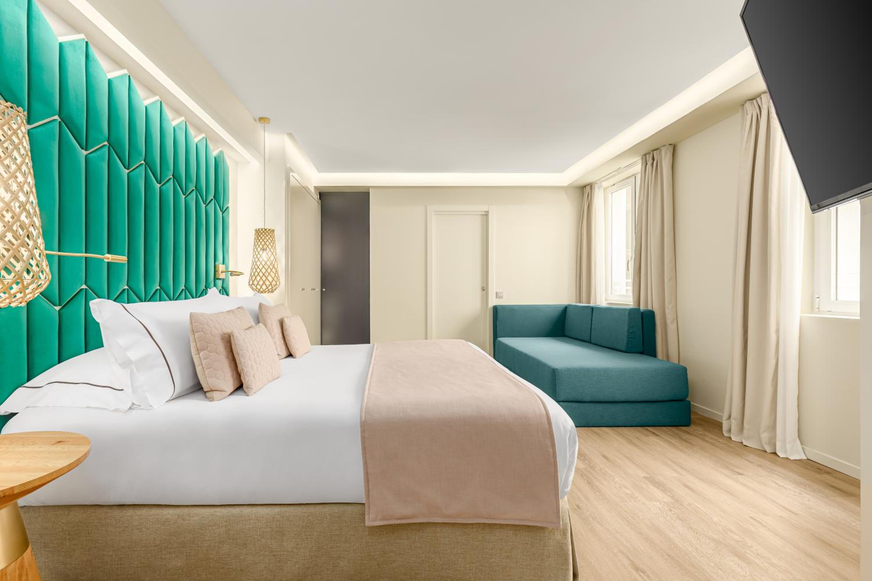 Standard Triple Room - Photo 1