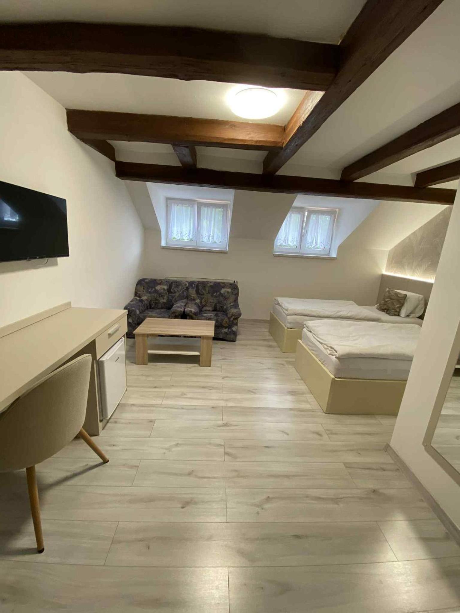 Twin Room with Private Bathroom
