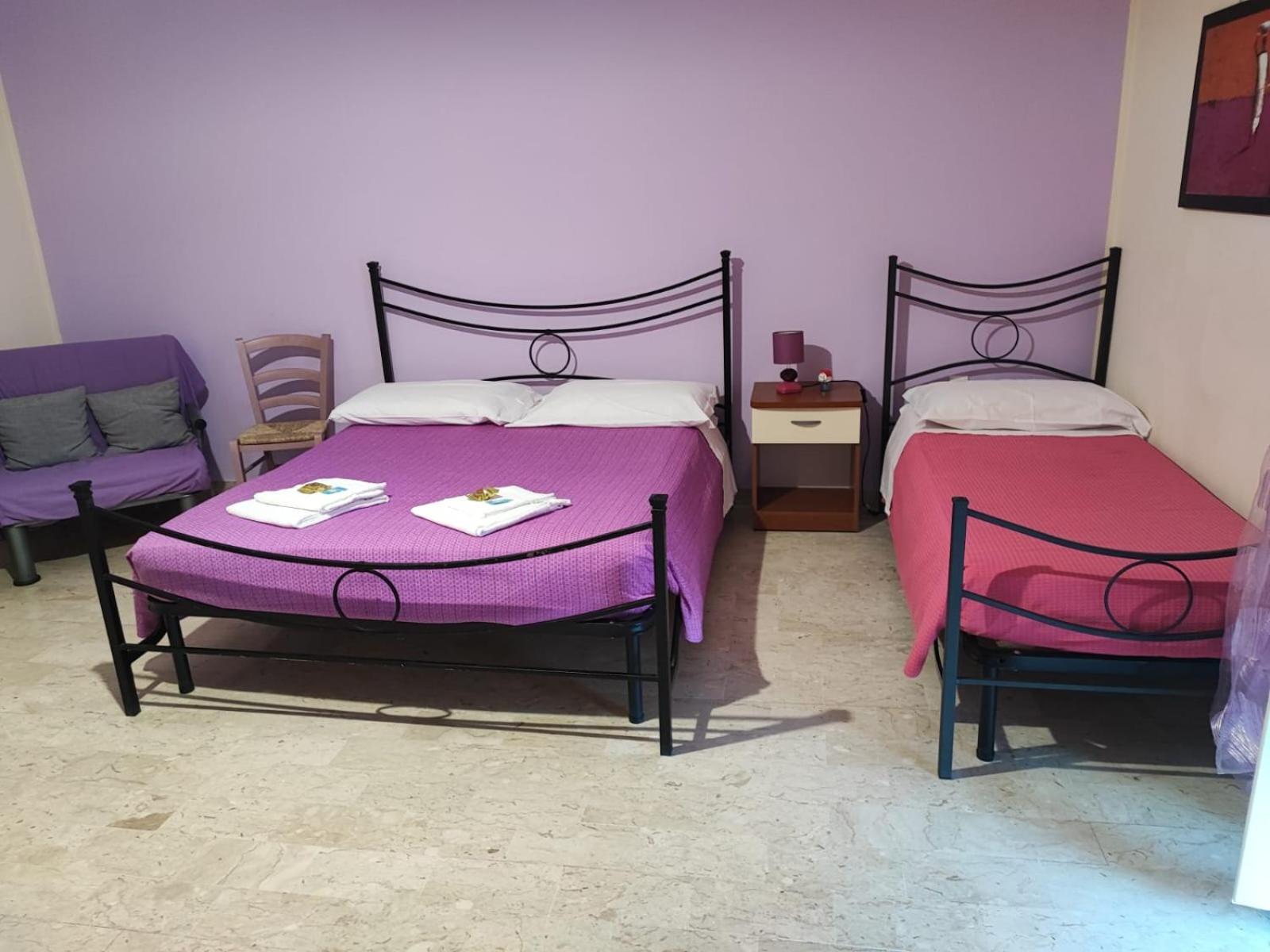 Large Double or Twin Room photo 1