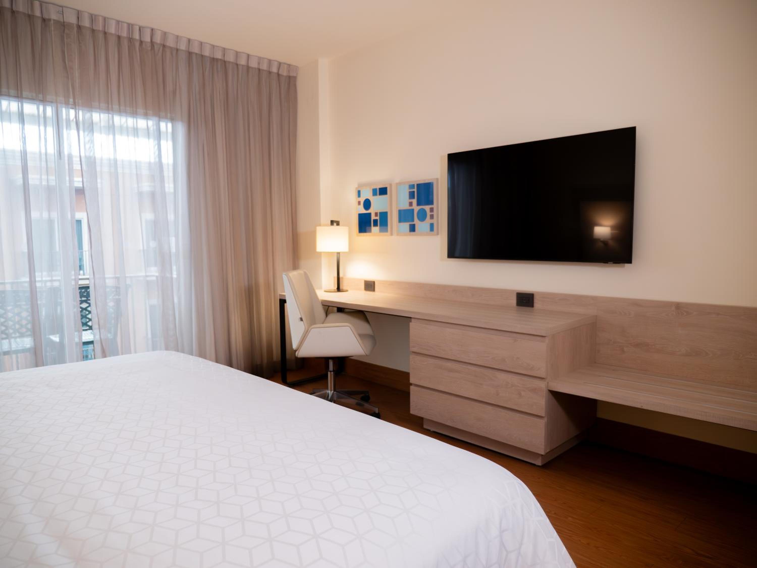 Standard King Room - Photo 3