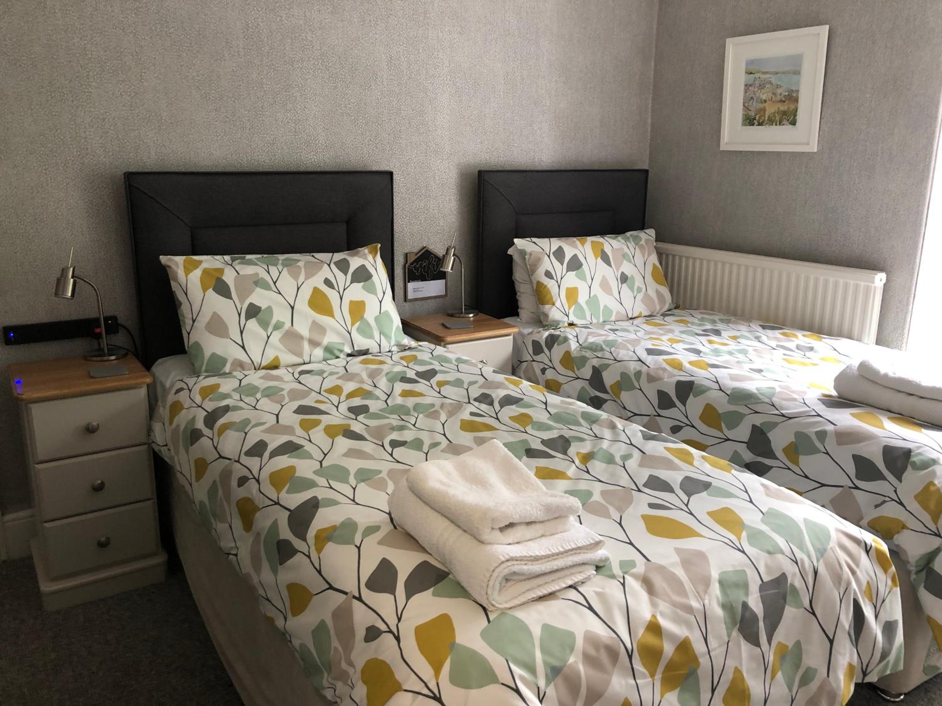 Standard Twin Room with Garden View