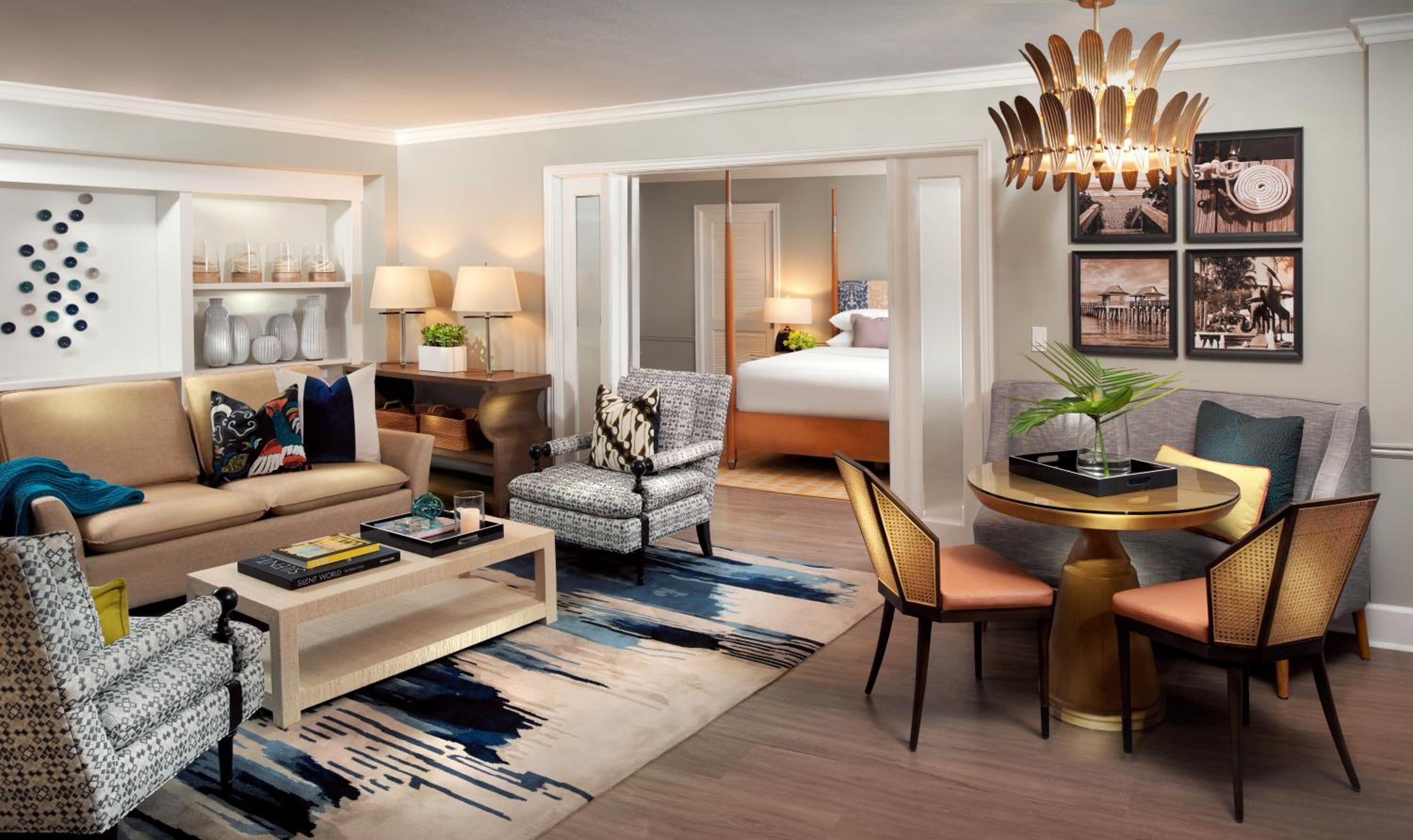 Suite - Photo 1
