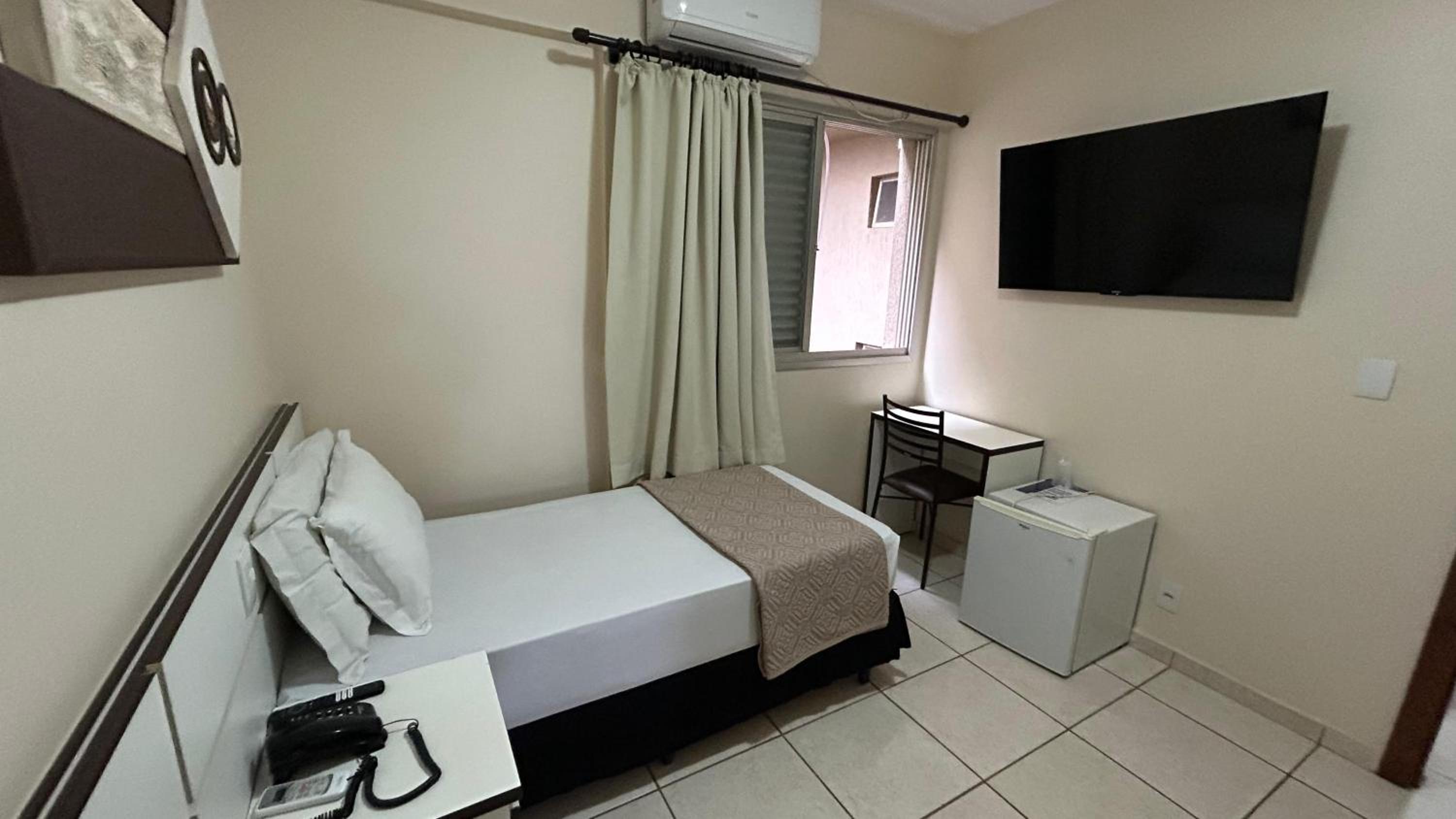 Standard Single Room photo 2