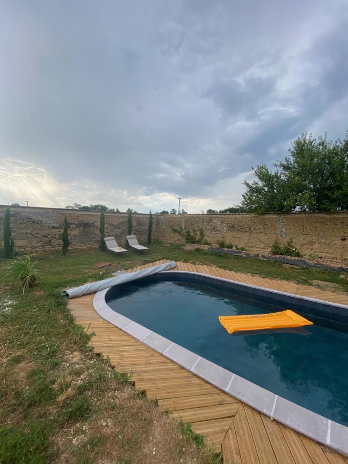 Double or Twin Room with Pool View photo 2