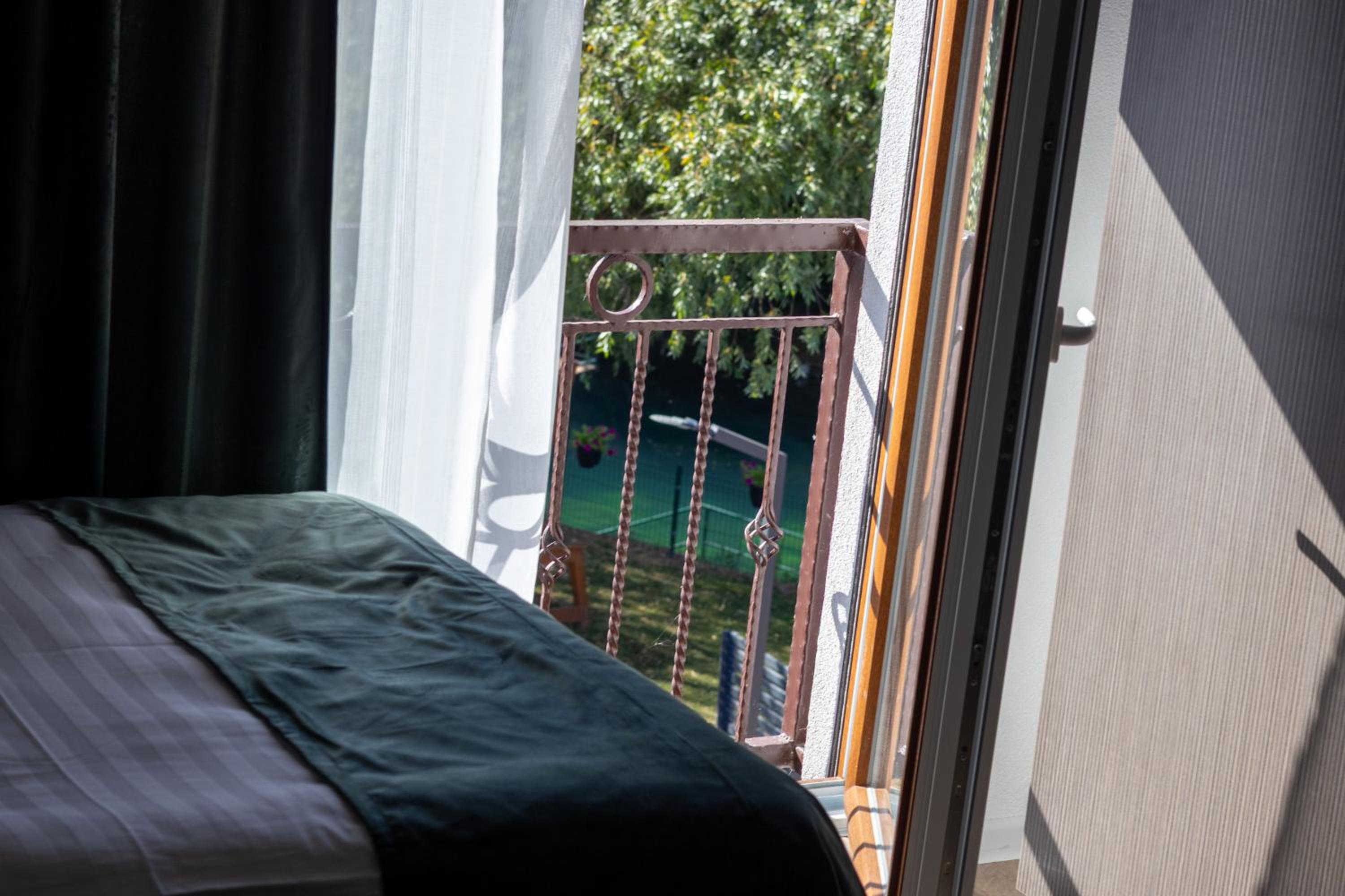 Two-Bedroom Apartment with River View photo 3