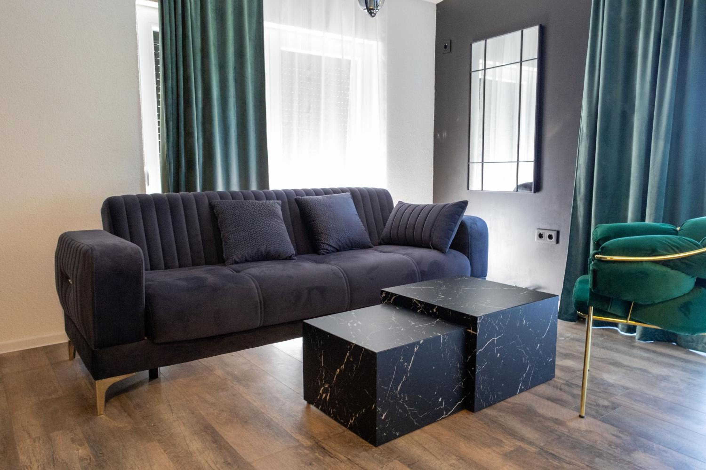 Two-Bedroom Apartment with River View photo 2