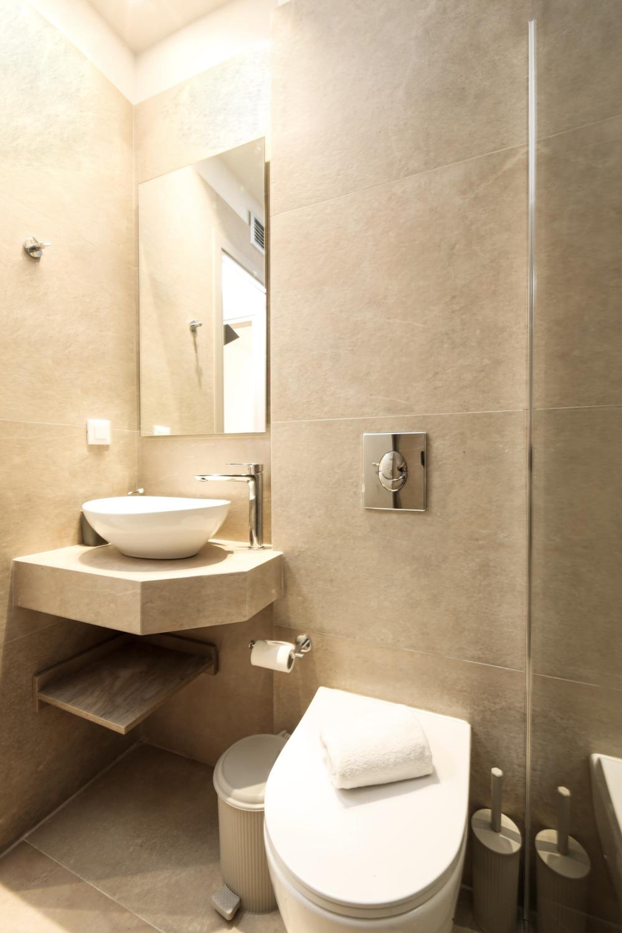 Deluxe Suite photo 3