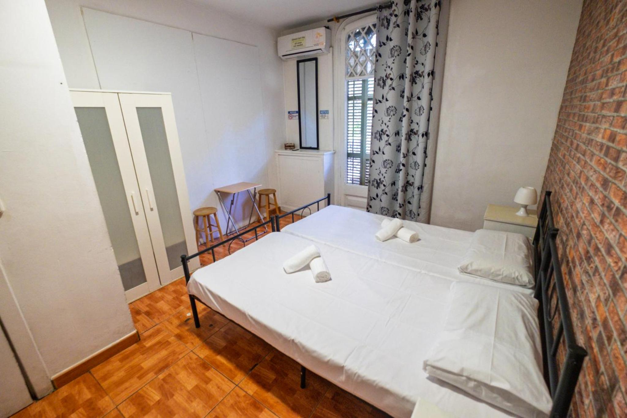 Standard Double Room with Shared Bathroom photo 2