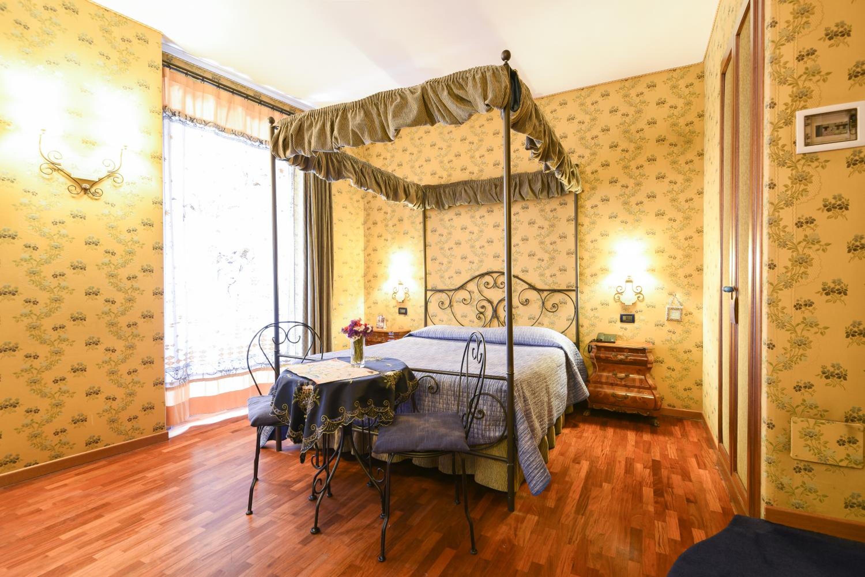 Quadruple Room photo 2