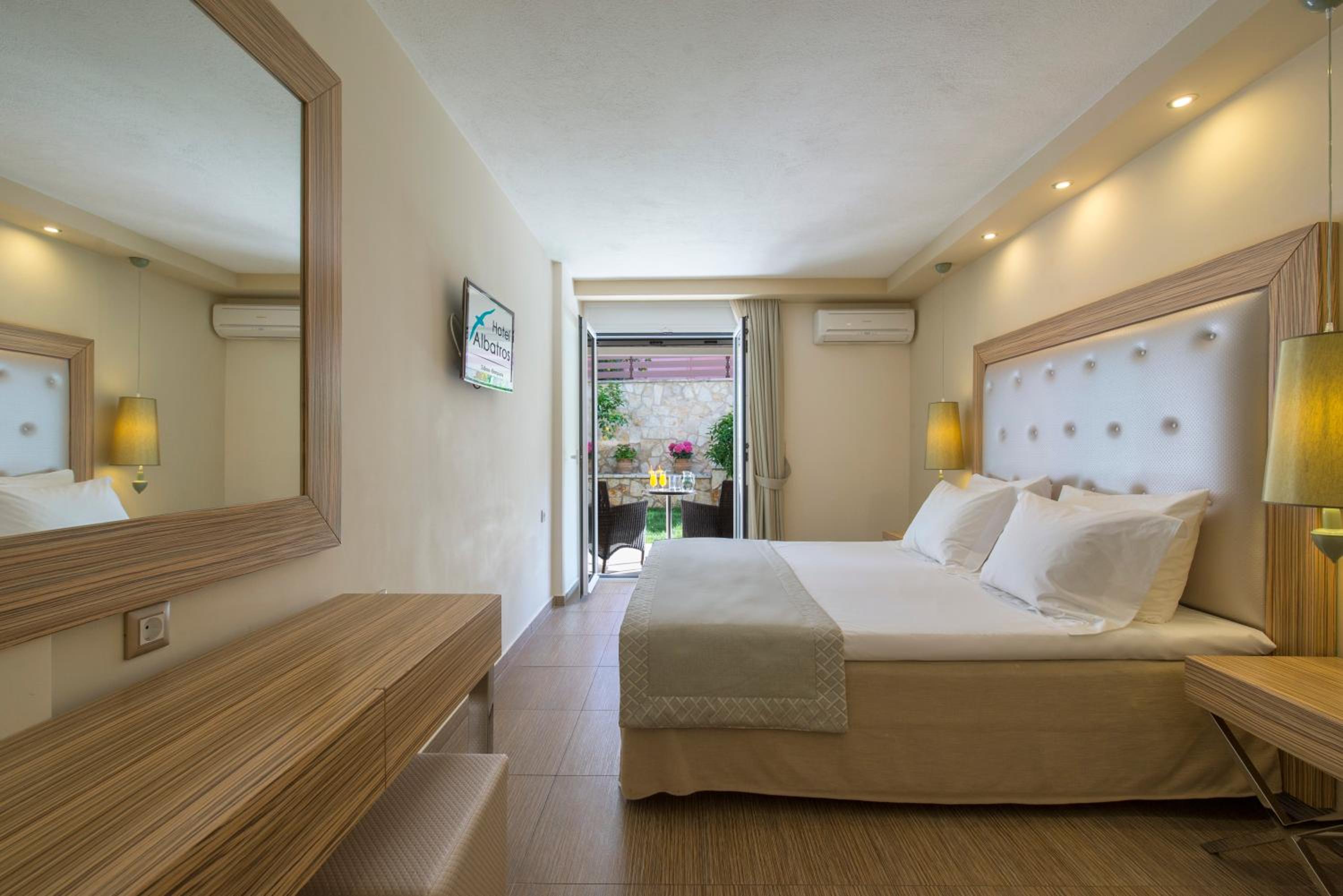 Double Room - Photo 4