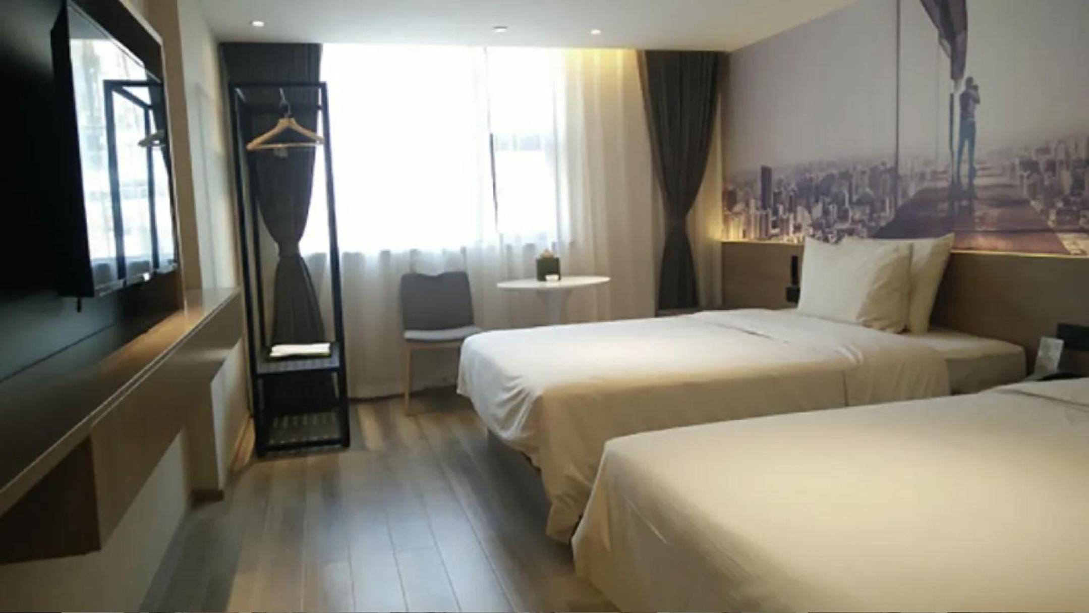 Deluxe Family Room - Photo 7