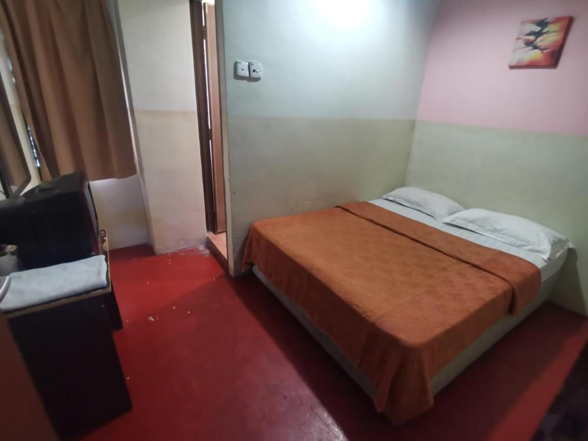 Deluxe Double Room with Shower