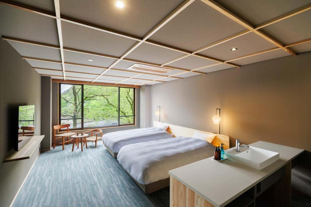 Standard Twin Room with Mountain View photo 3