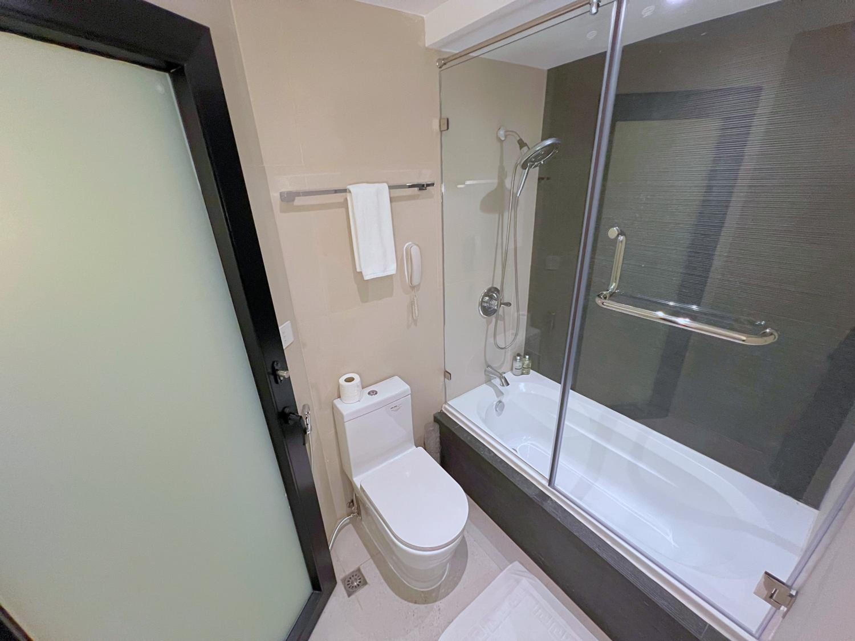 Standard Double Room - Photo 5