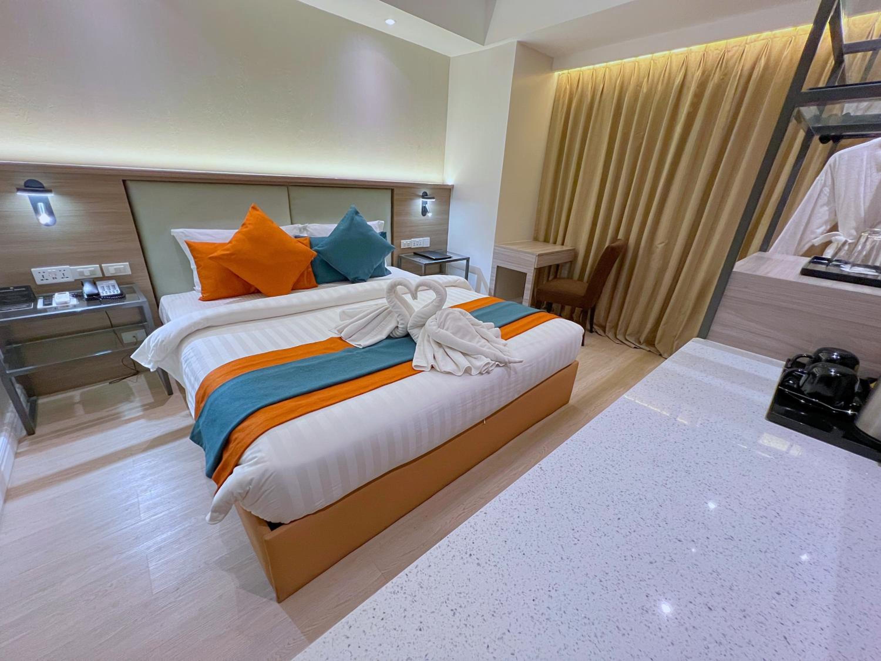 Standard Double Room - Photo 8