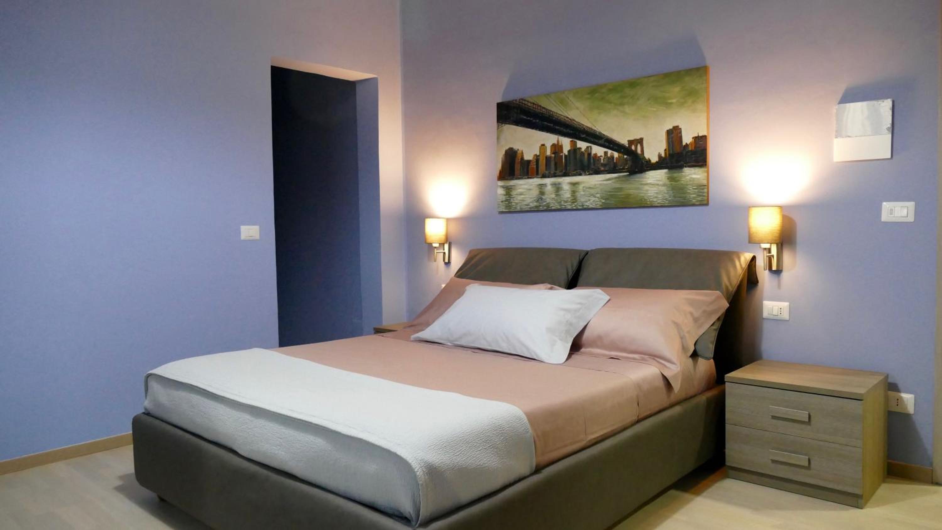 Deluxe King Room photo 2