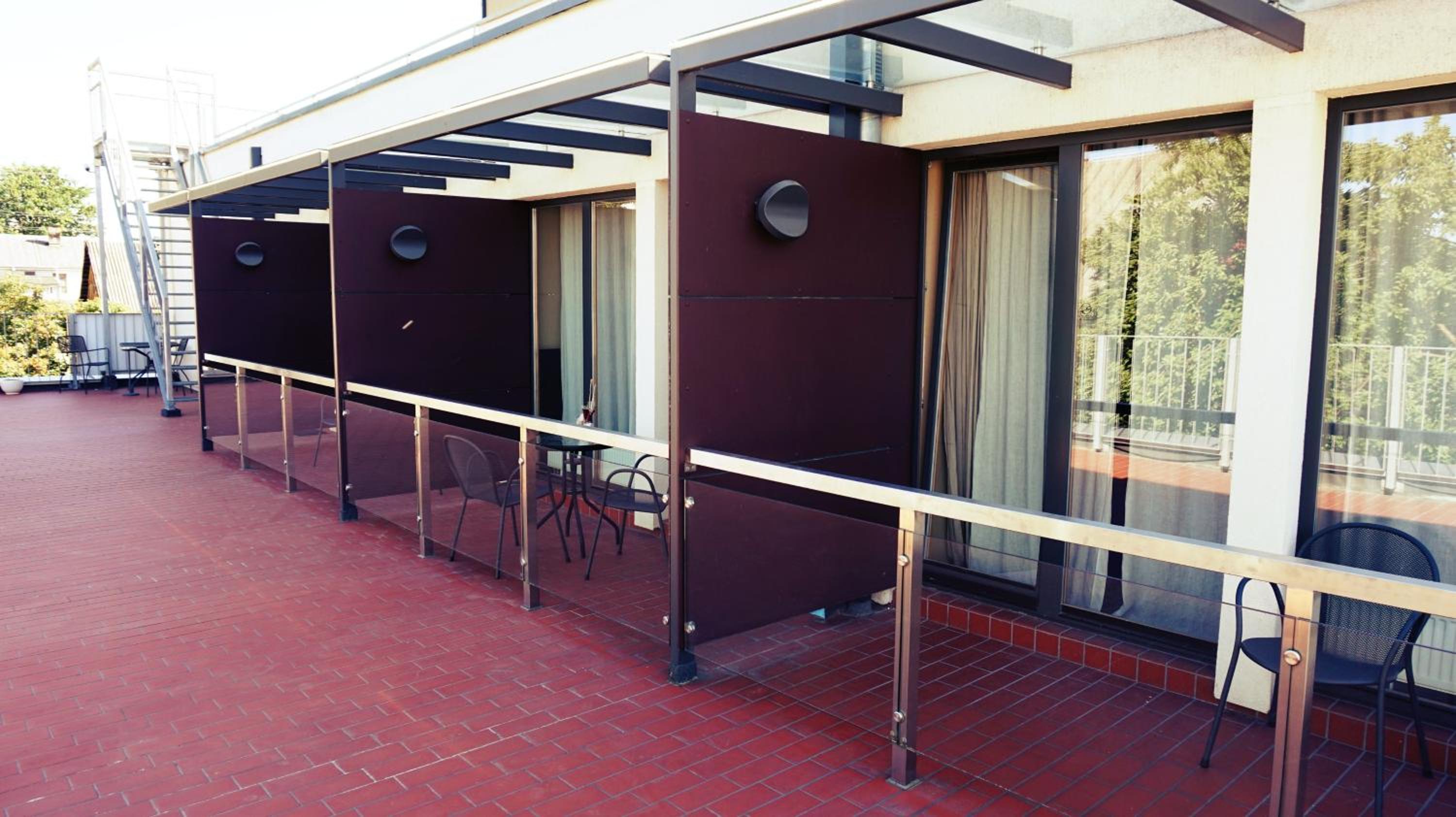 Double Room with Balcony - Photo 3