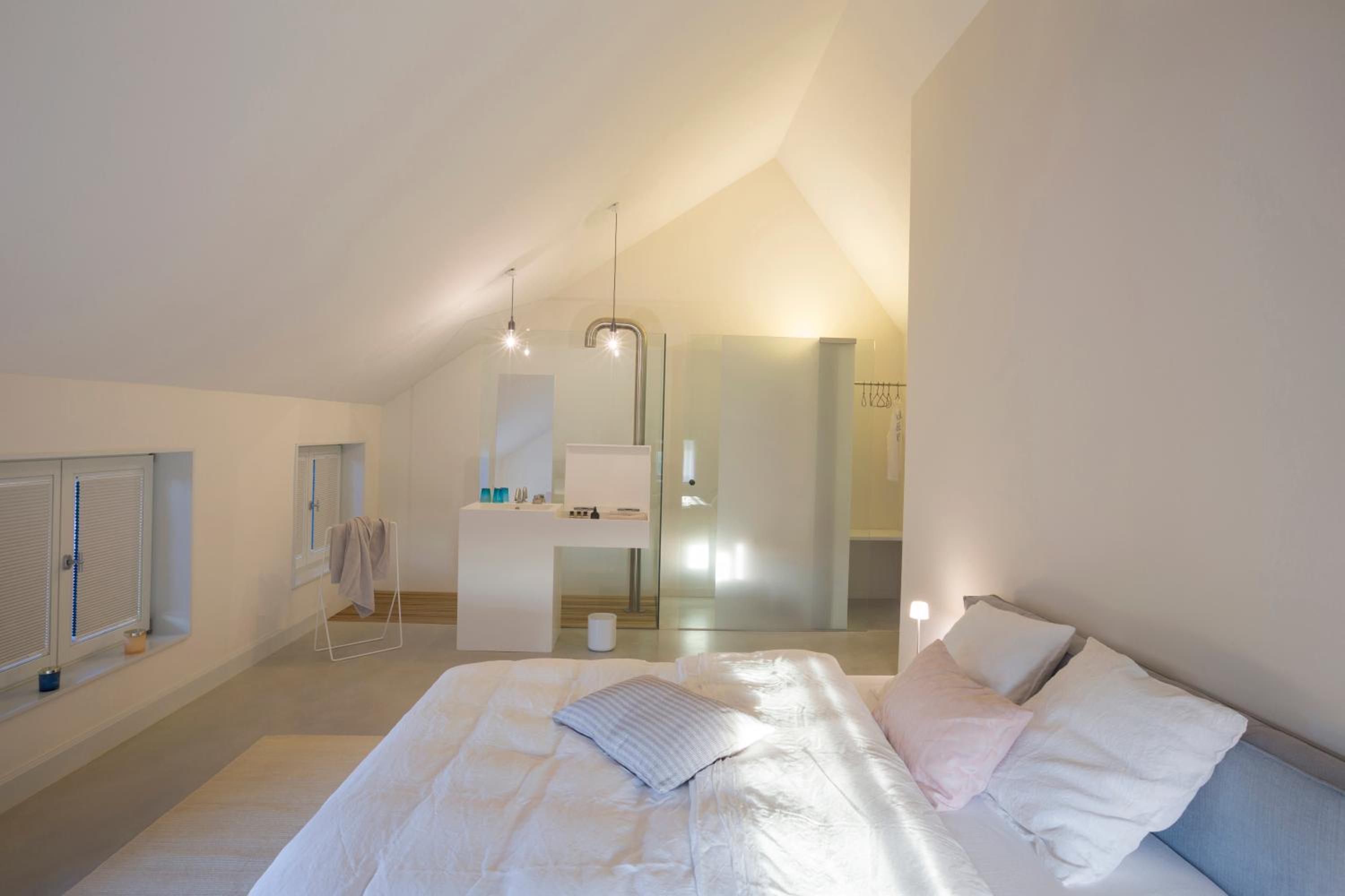 Deluxe Double Room with Shower photo 1