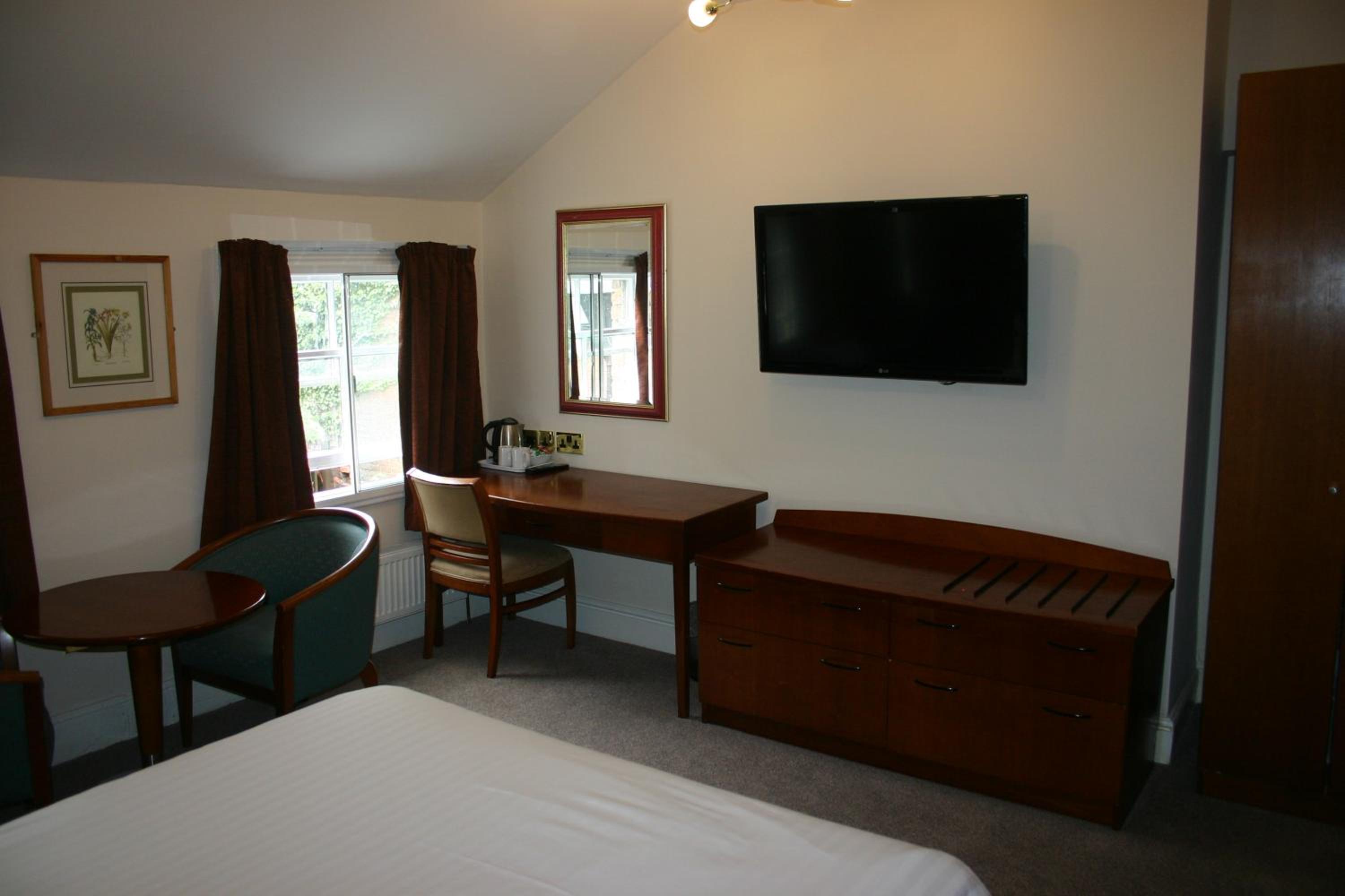 Family Room photo 2