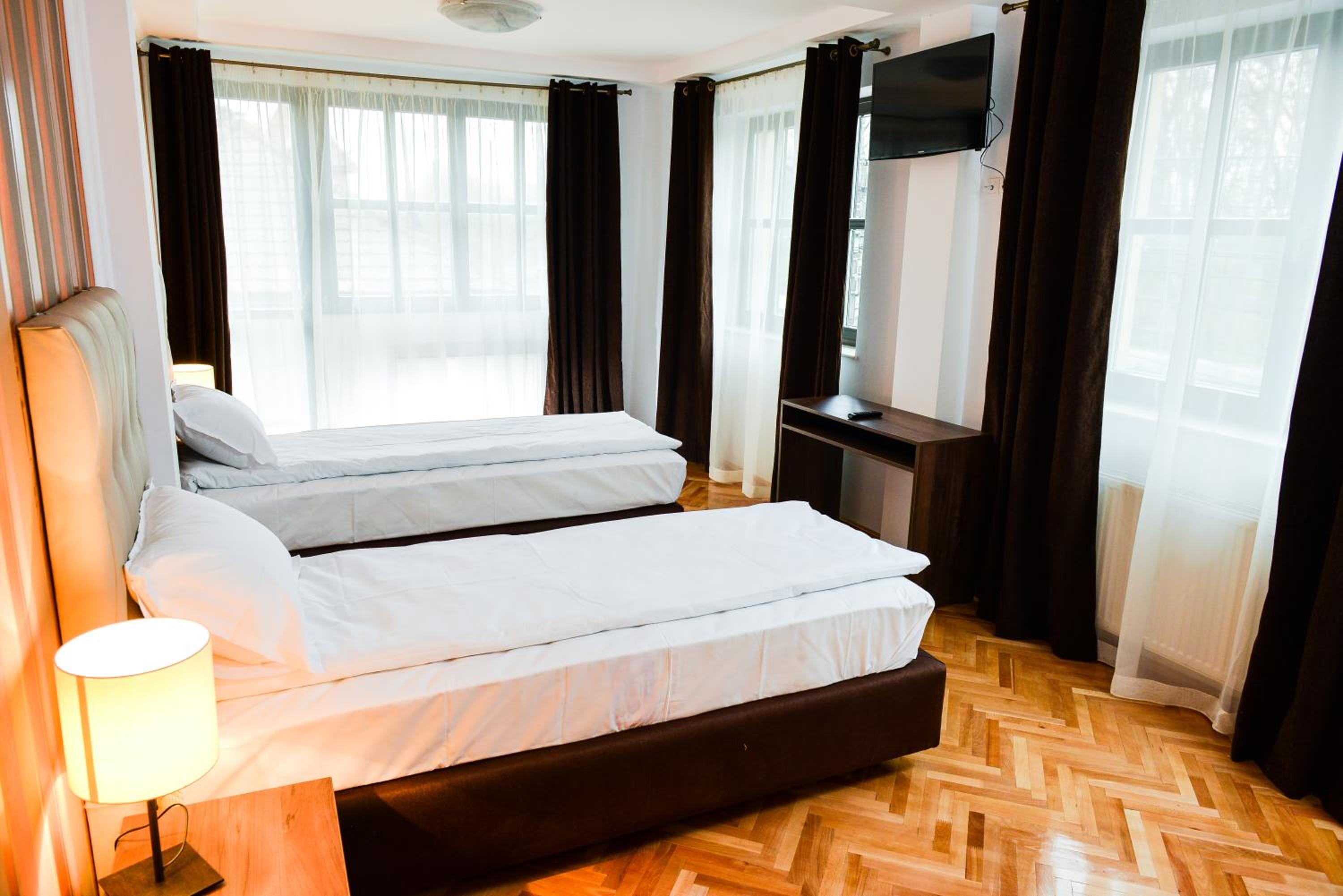 Double or Twin Room with Bathroom