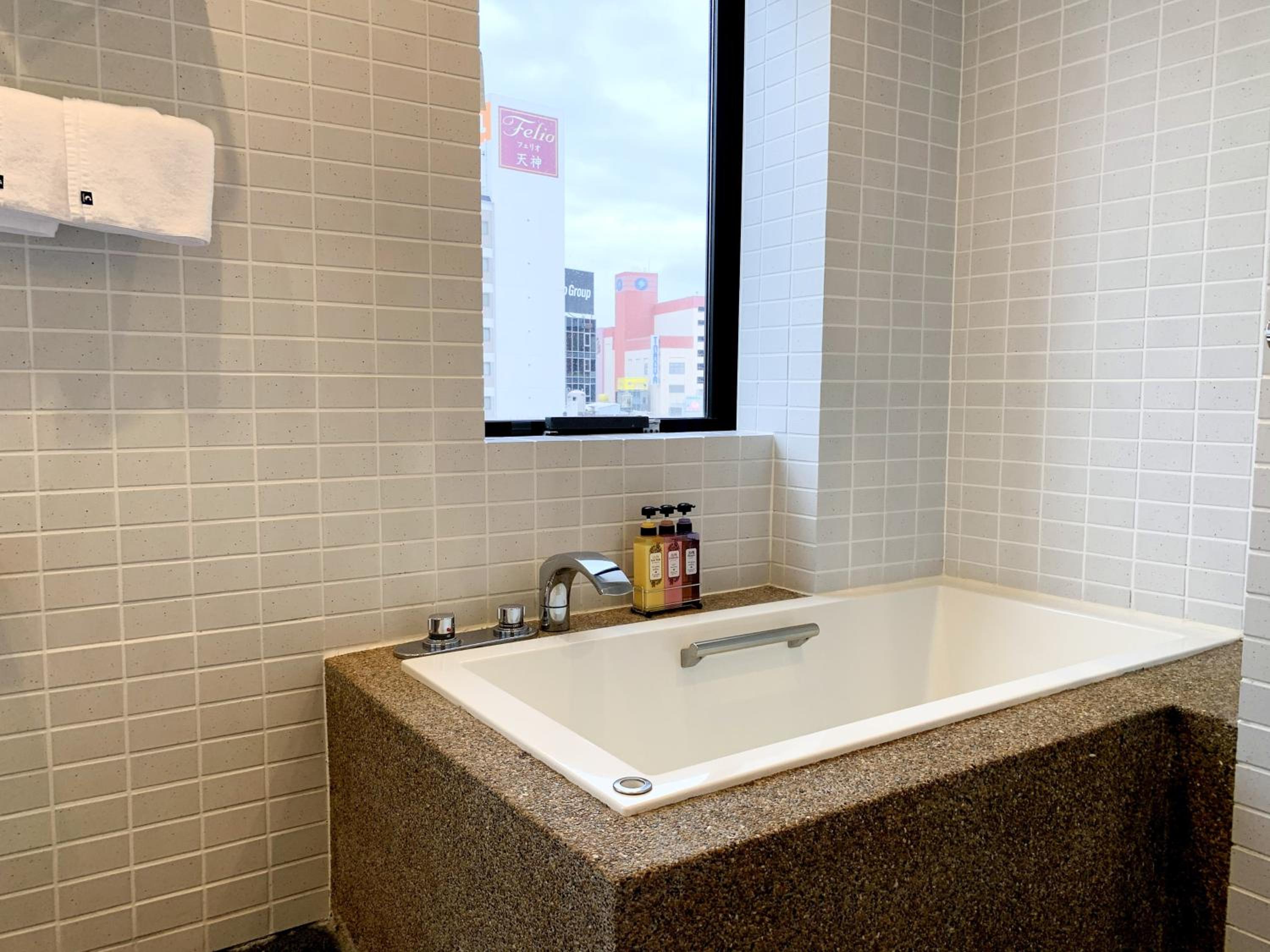 Triple Room - Non-Smoking photo 2