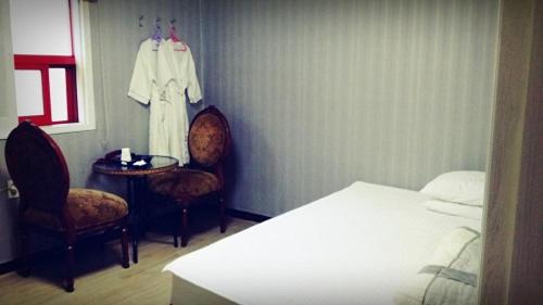 Deluxe Double Room - Photo 1