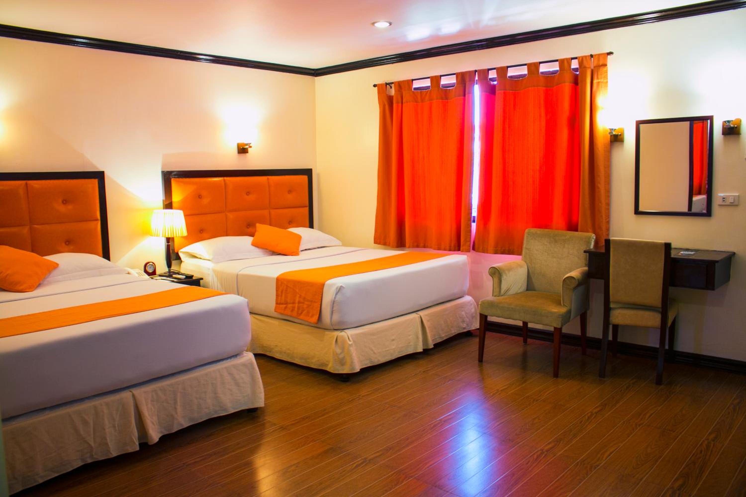 East Wing Deluxe  - Photo 7