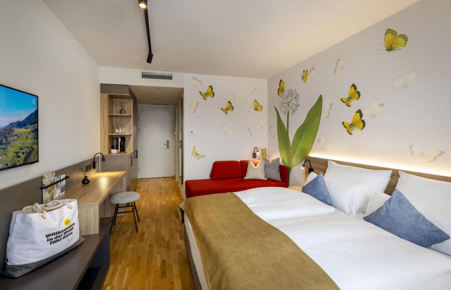 Deluxe Double Room Single Use photo 1