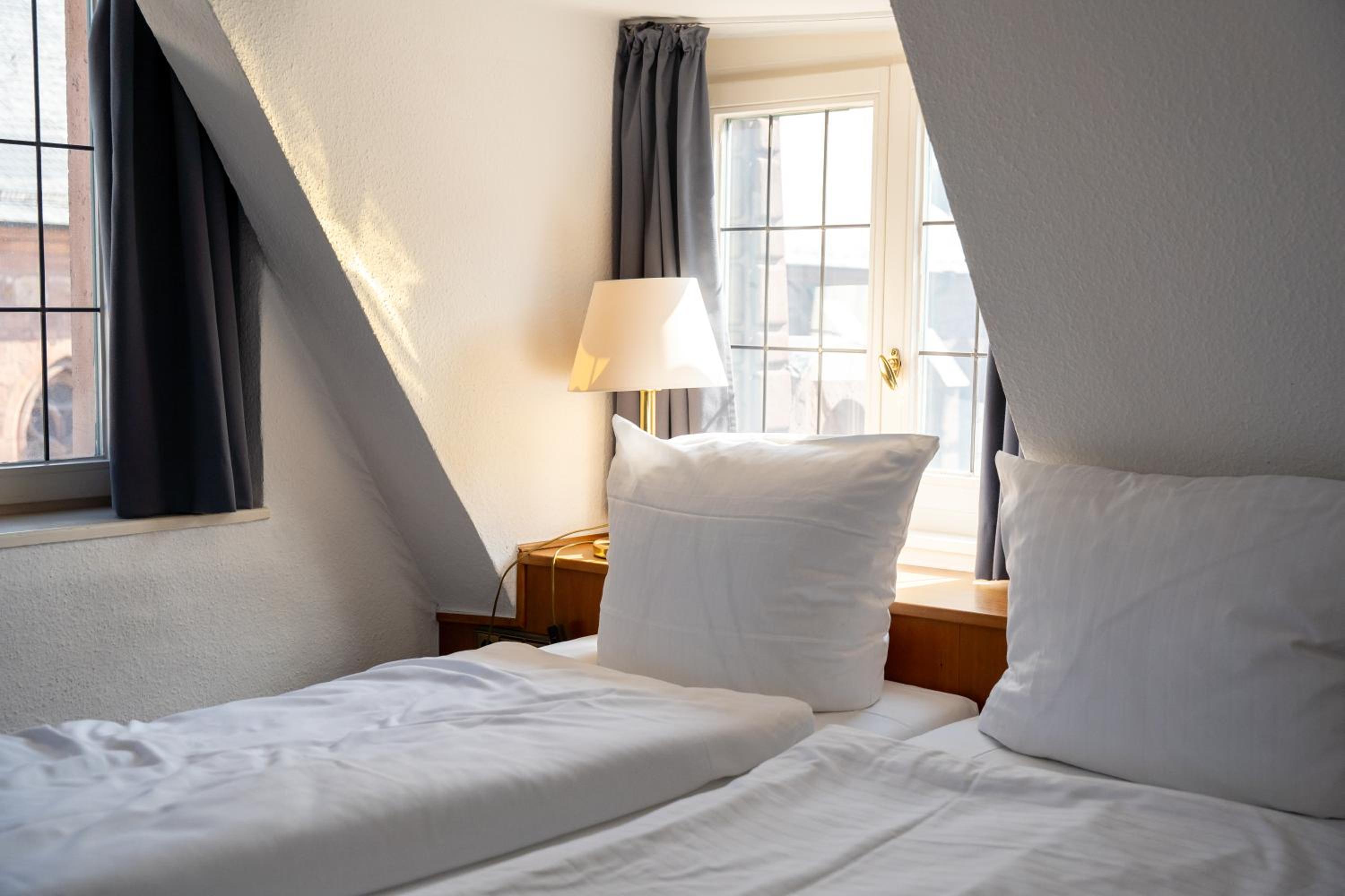 Economy Double Room photo 3