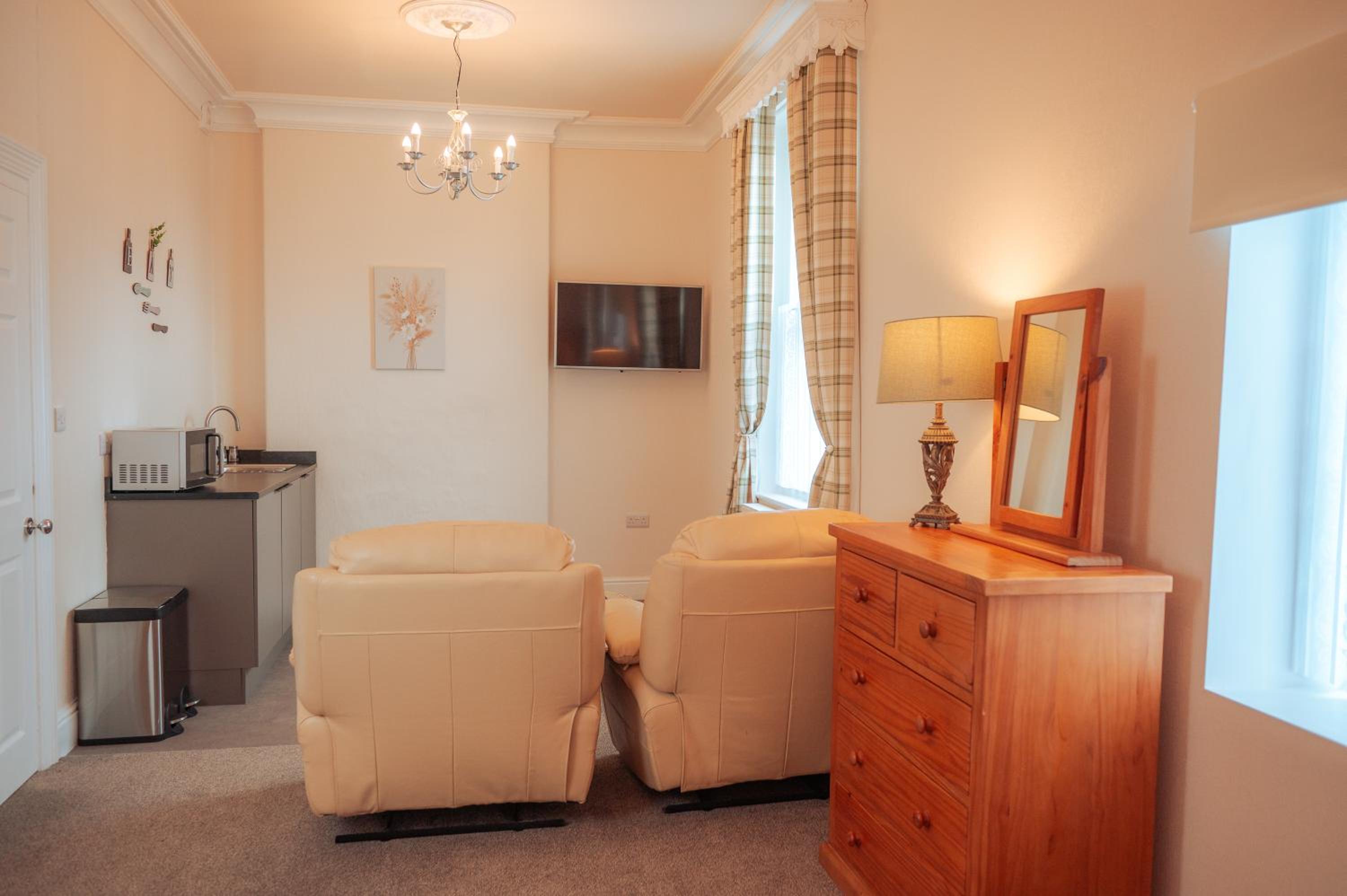 Suite with Mountain View photo 1