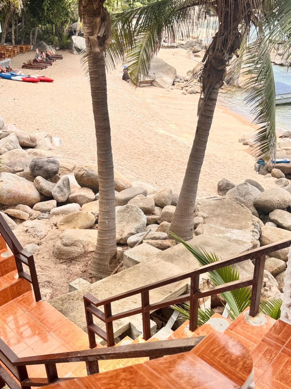 Bungalow - Beach Front photo 2